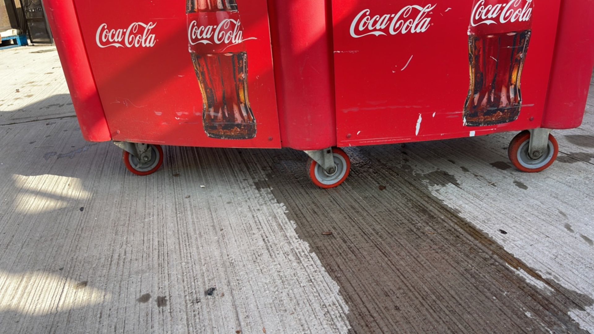 Coca Cola Mobile Bar - Image 5 of 8