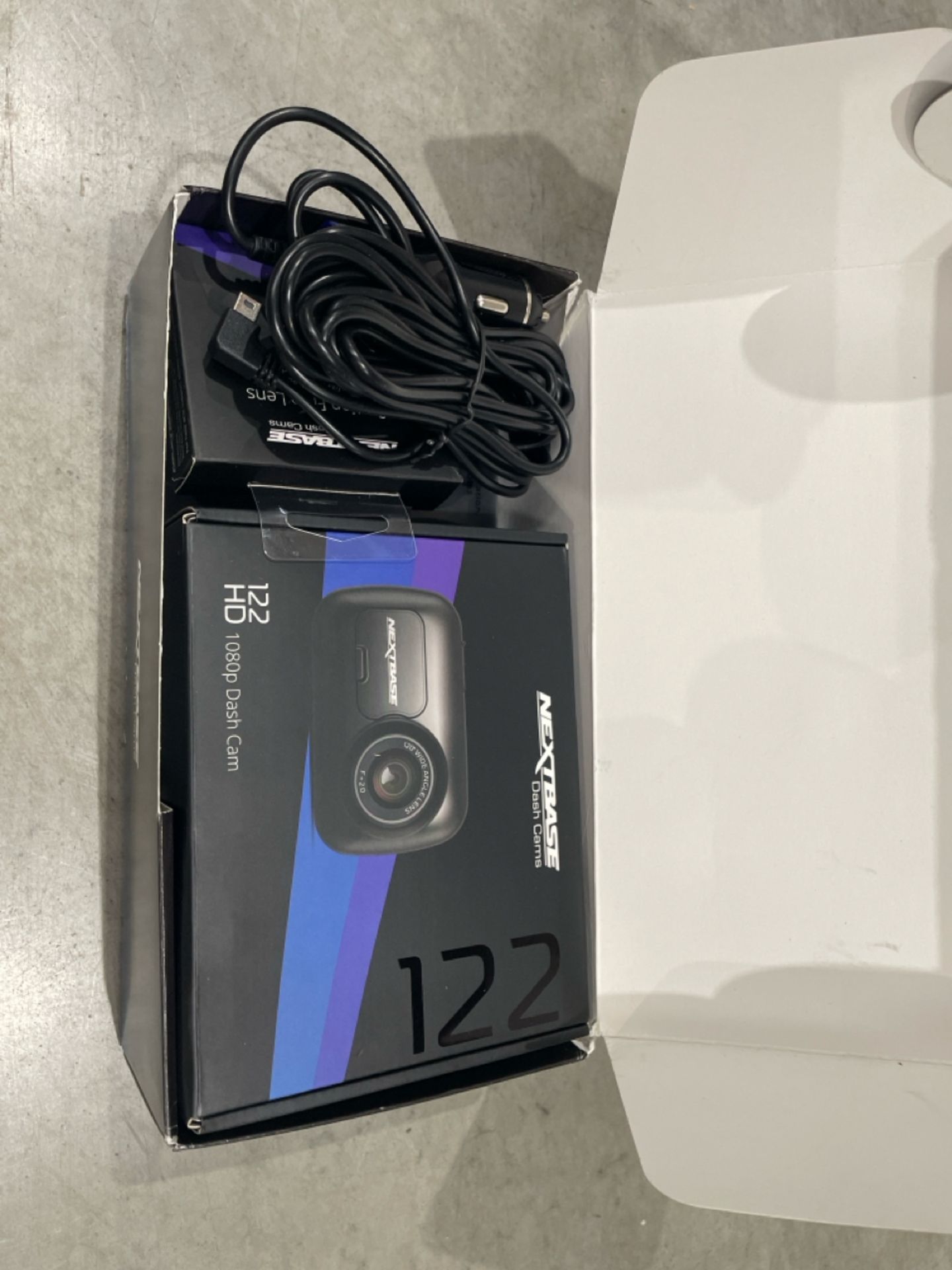 Nextbase 122 Dash Cam HD 720p 30FPS Video 2" LED Screen Nigh Vision Camera - Image 2 of 2