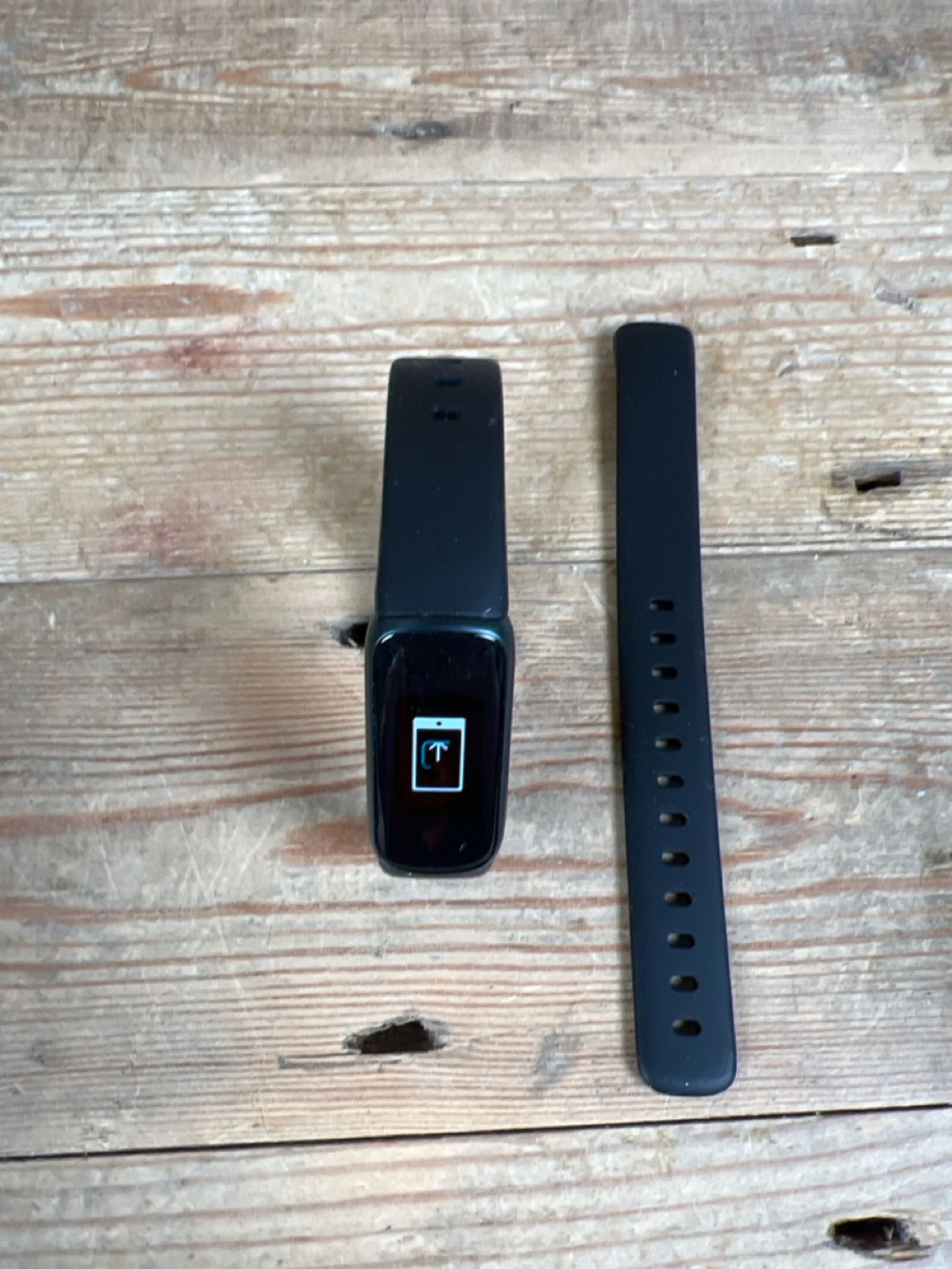 Fitbit luxe -black - Image 3 of 4