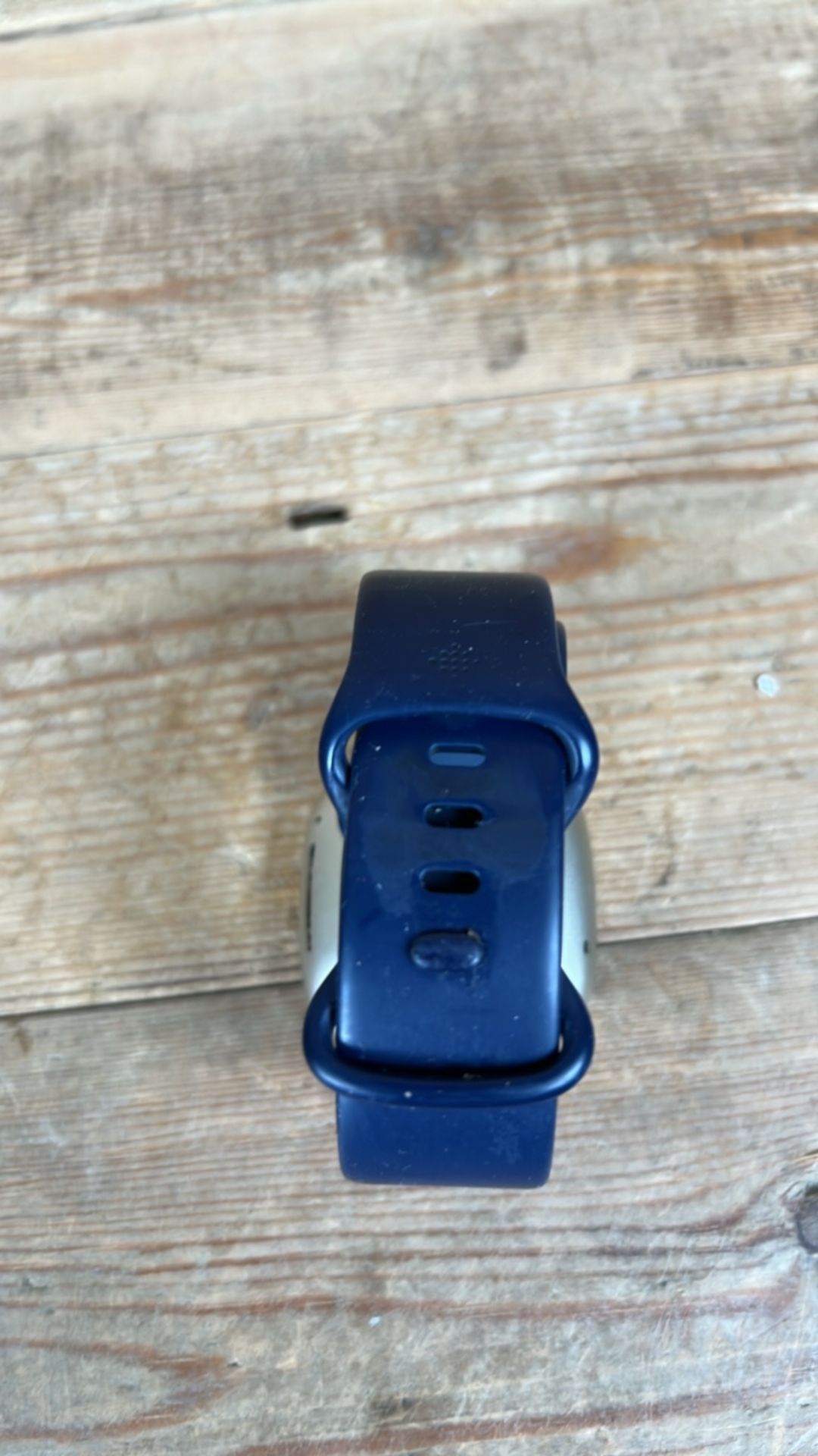 Fitbit Versa 3 Soft Gold With Midnight Blue Band - Image 3 of 4