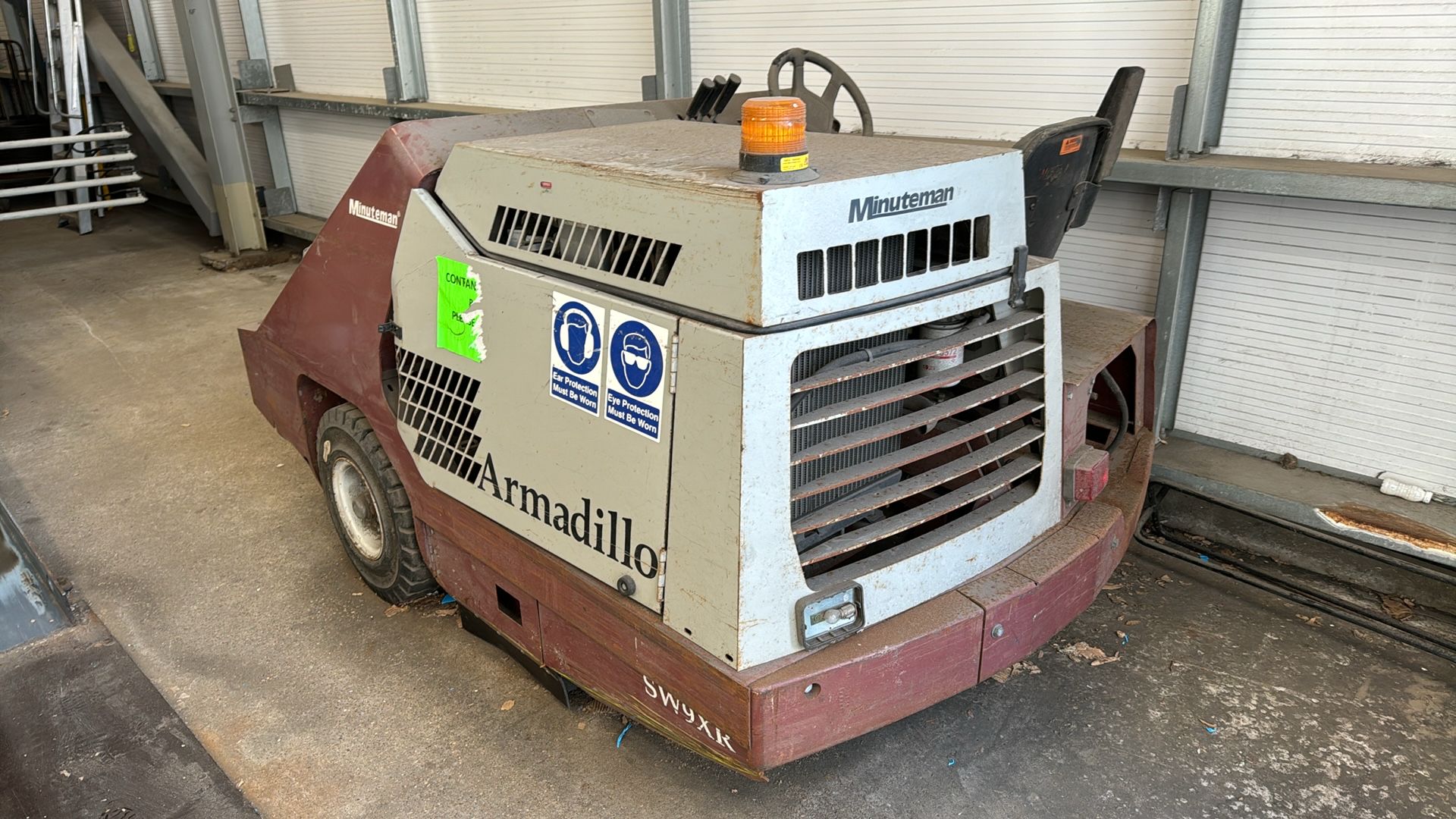 Minuteman - Armadillo SW9XR Road Sweeper (LPG) - Image 2 of 10