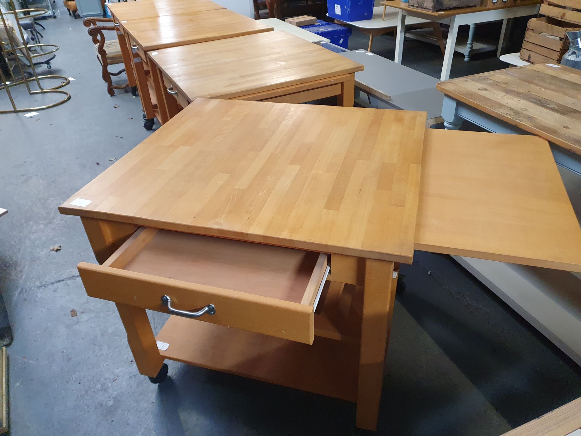 Square Table With Drawer& Slide Out Leaf - Bild 2 aus 2