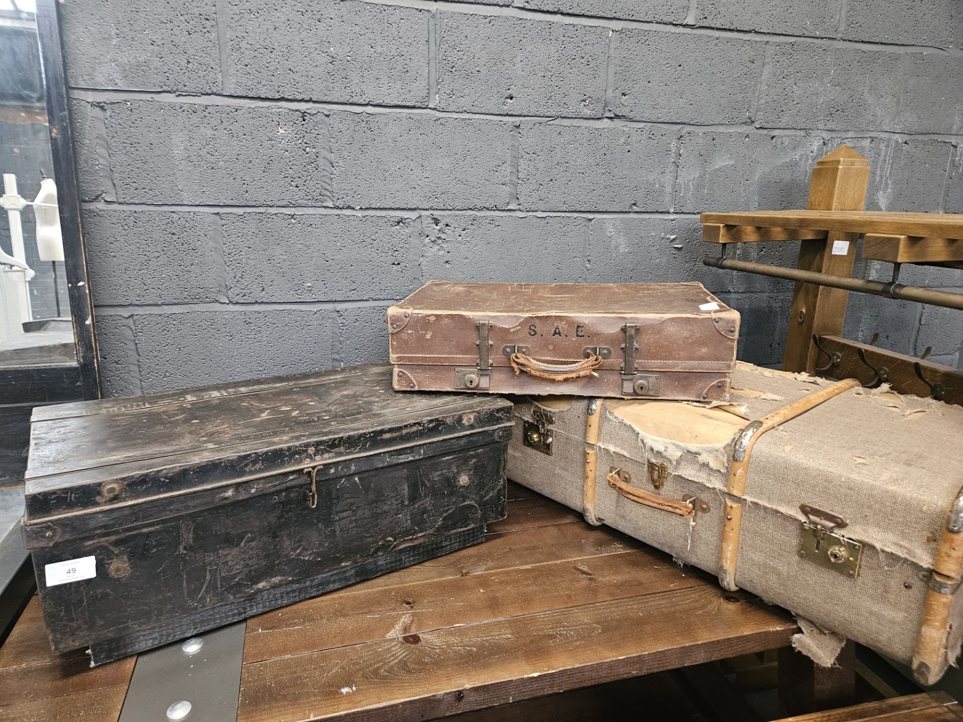 Vintage Cases x3 - Image 2 of 2