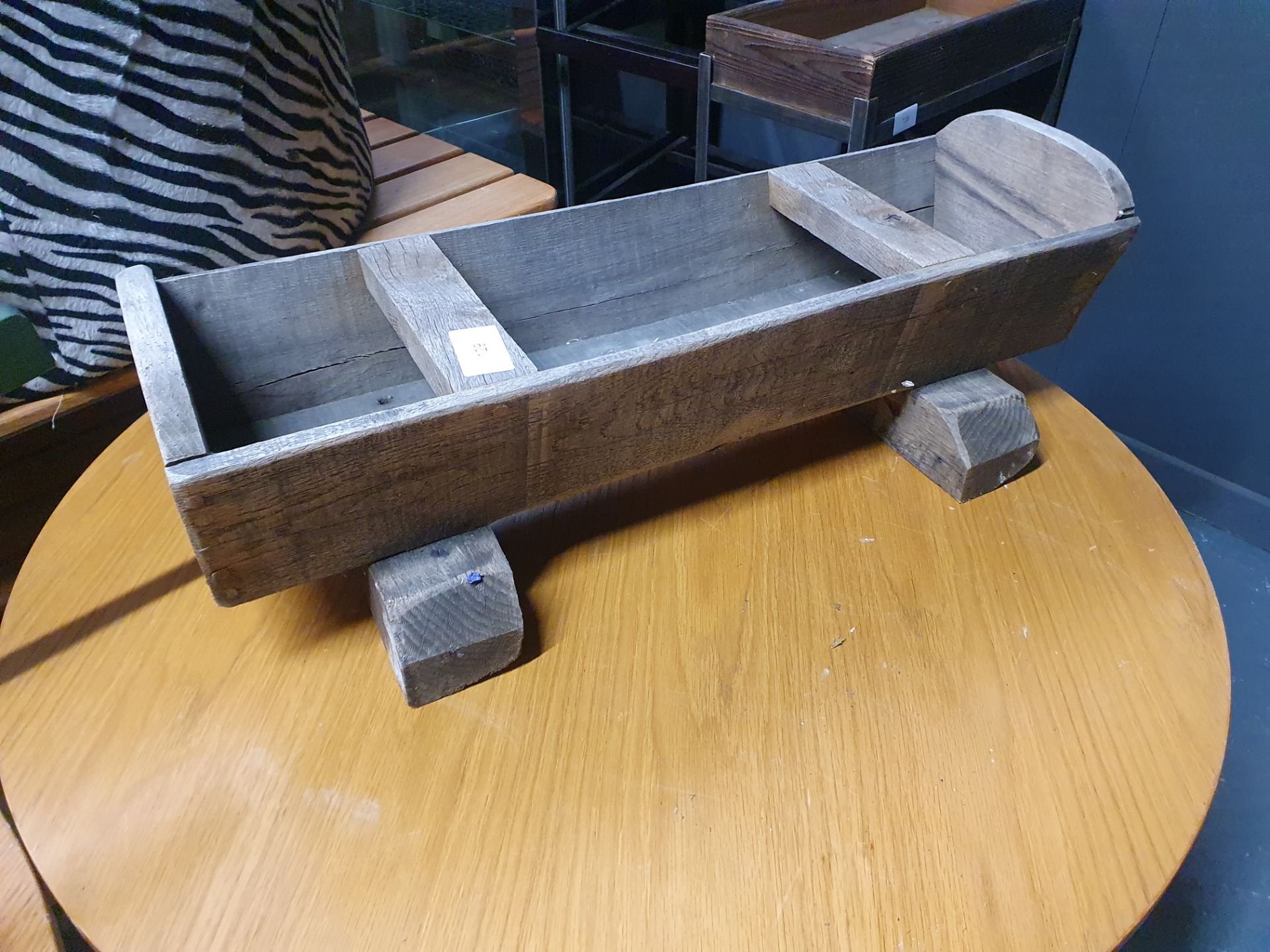 Wooden Planter Trough - Image 2 of 2