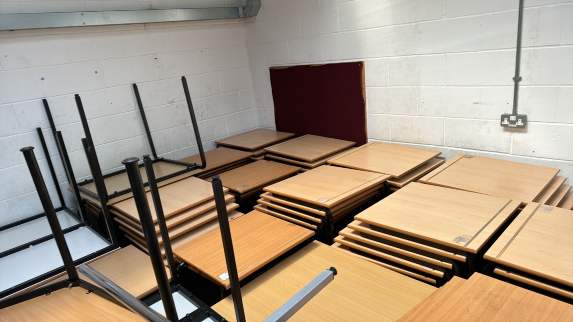 Exam Tables x60 - Image 5 of 6