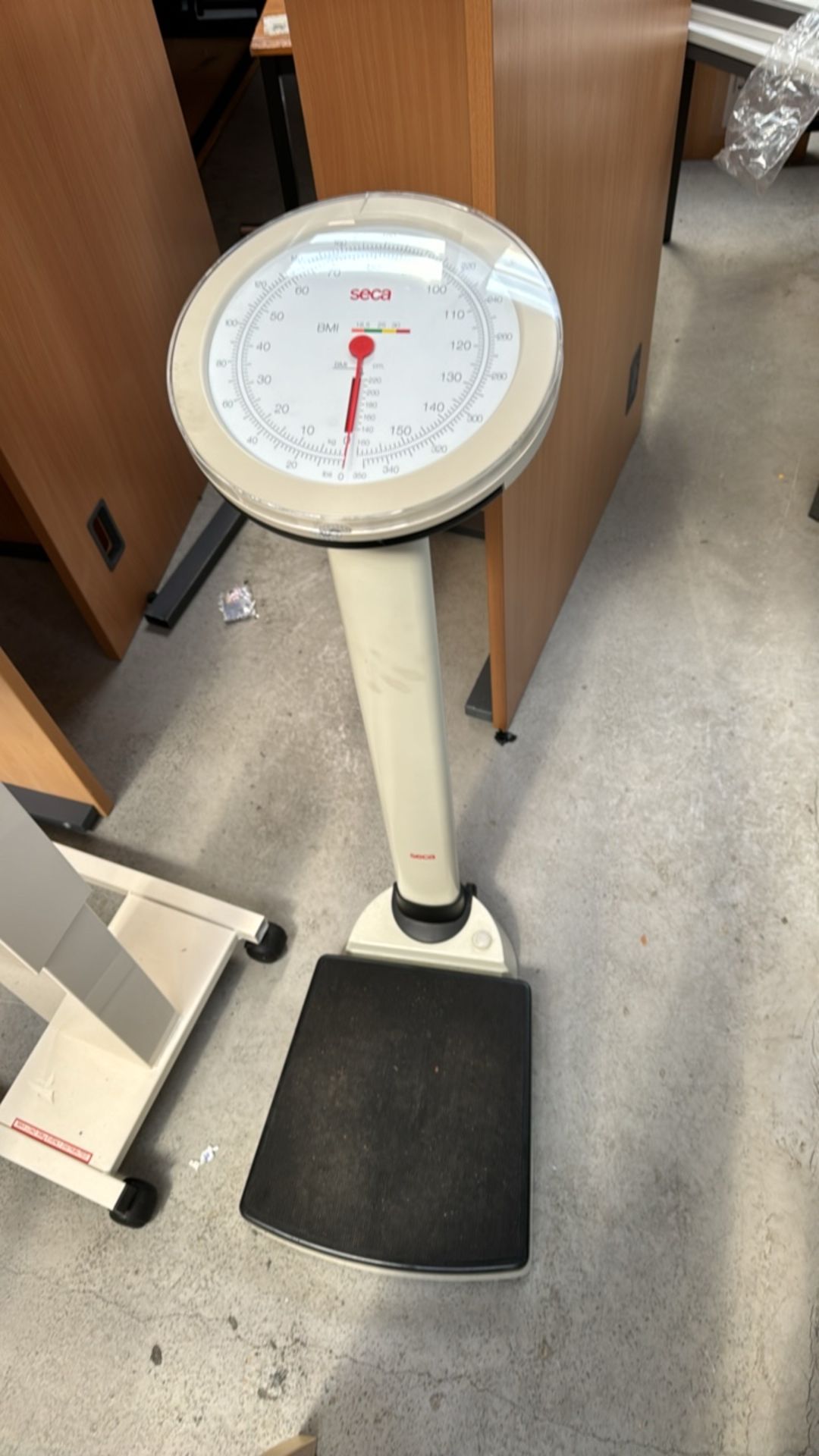 Seca Weighing Scales - Image 2 of 3