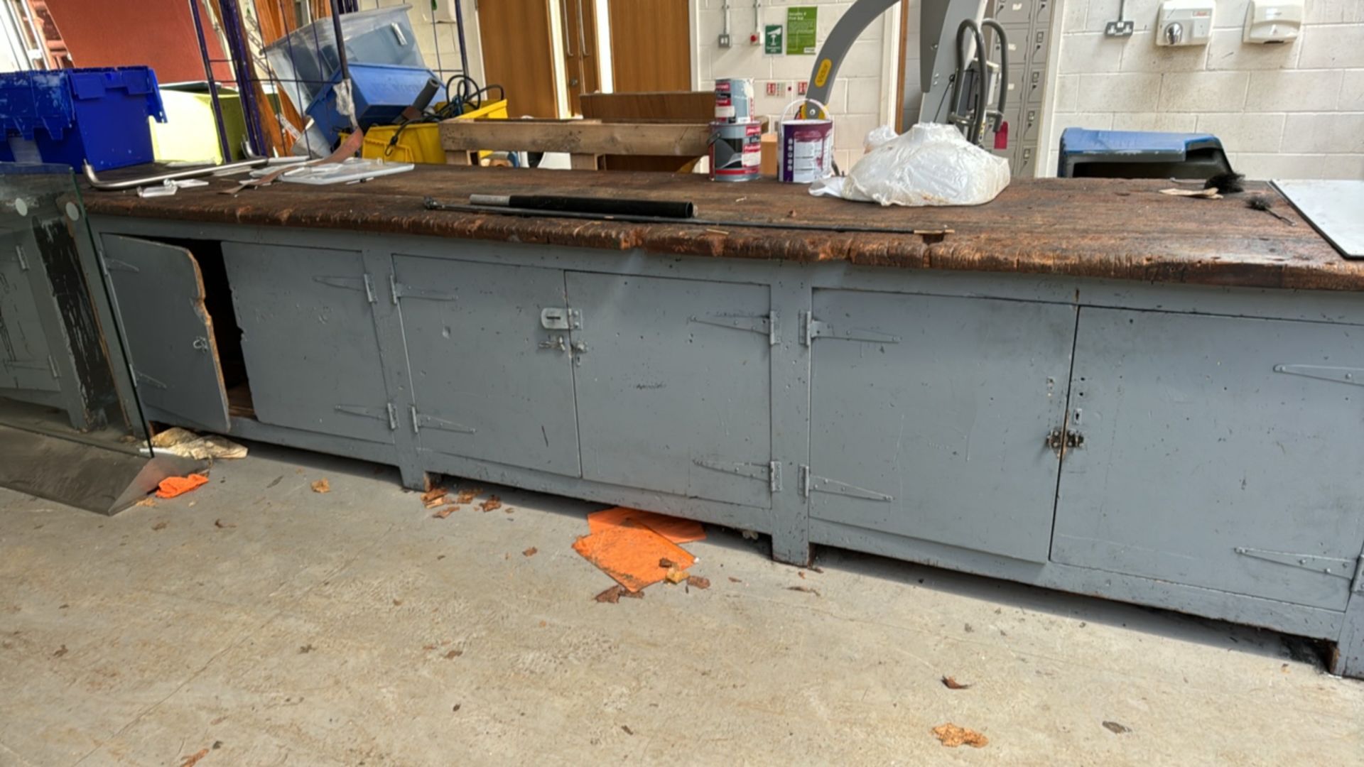 Wooden Work Bench - Image 3 of 6