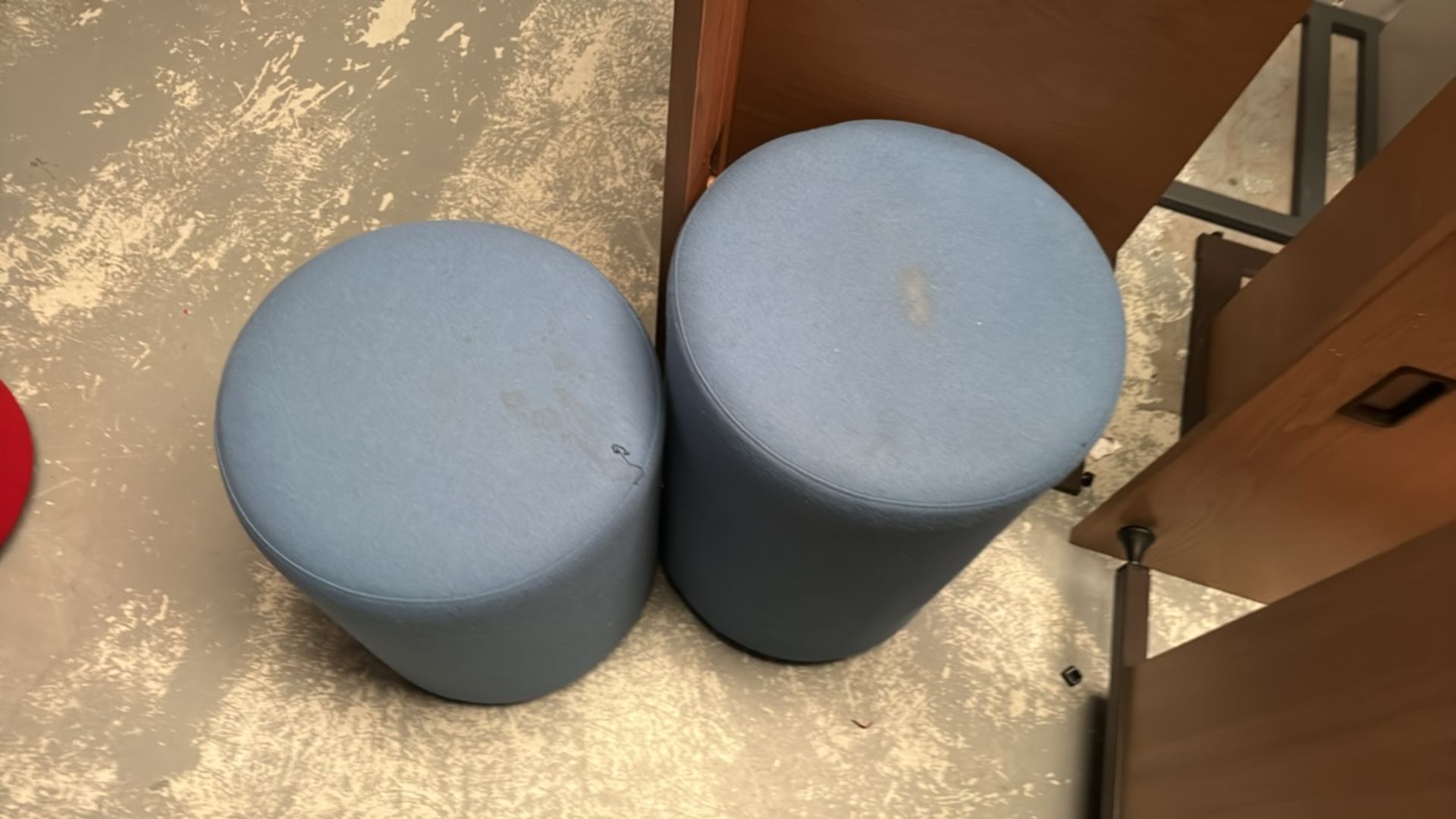 Blue Fabric Pouffes x5 - Image 5 of 5