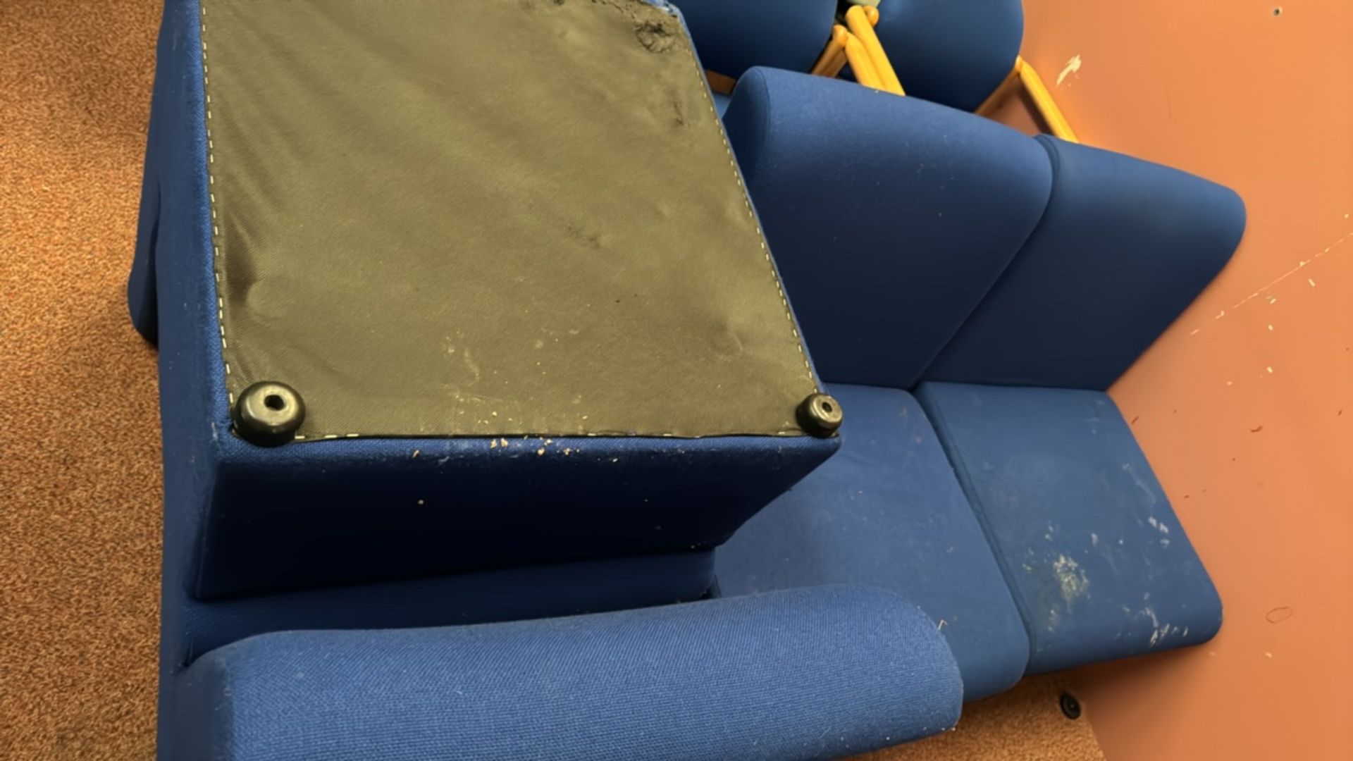 Blue Seats x4 - Image 3 of 4