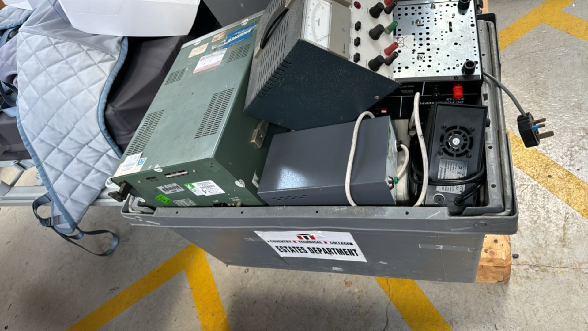 Box of Oscilloscopes & Power Supplies x2 - Image 5 of 5