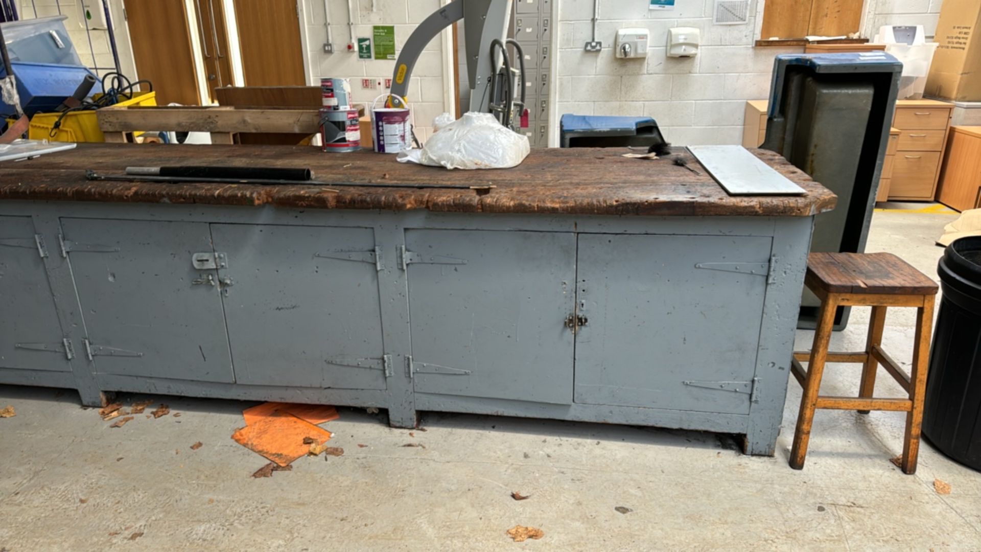 Wooden Work Bench - Image 2 of 6