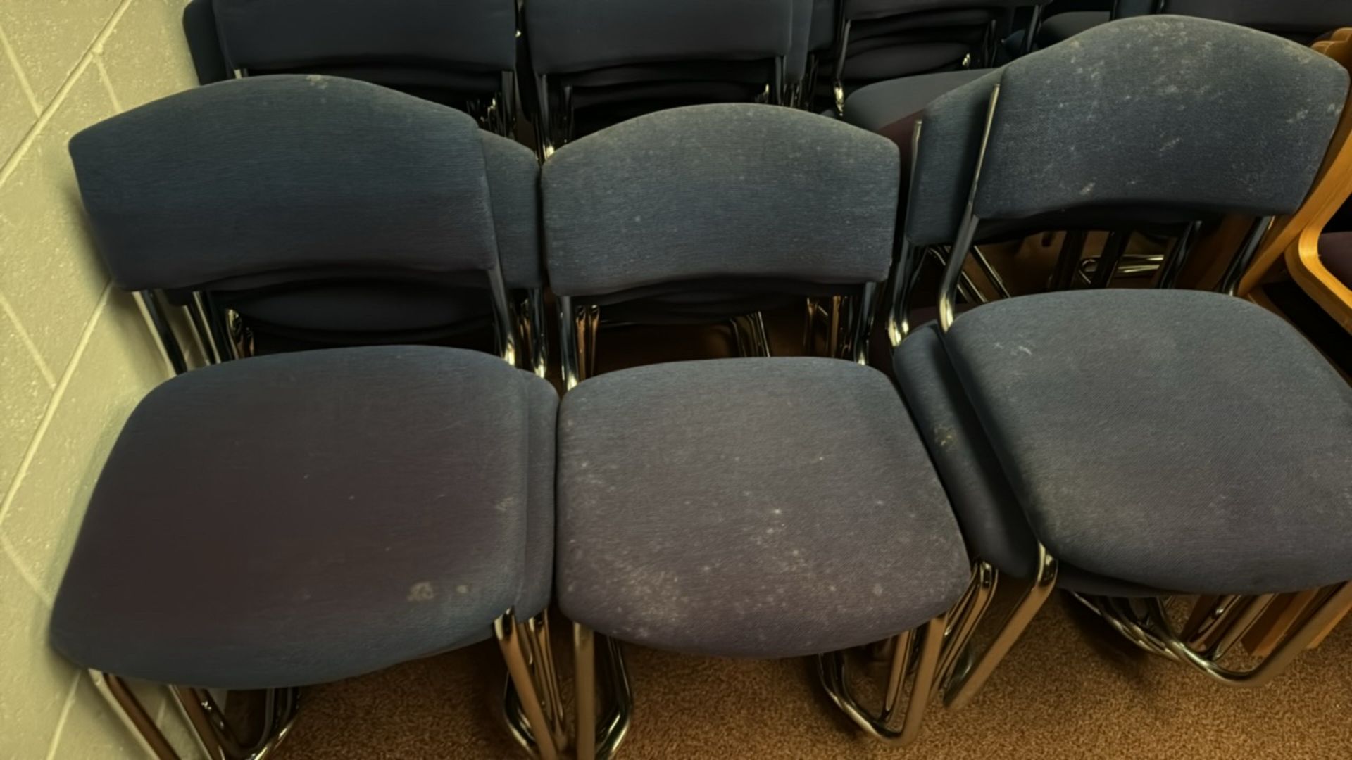 Blue Waiting Room Chairs x25 - Image 2 of 5