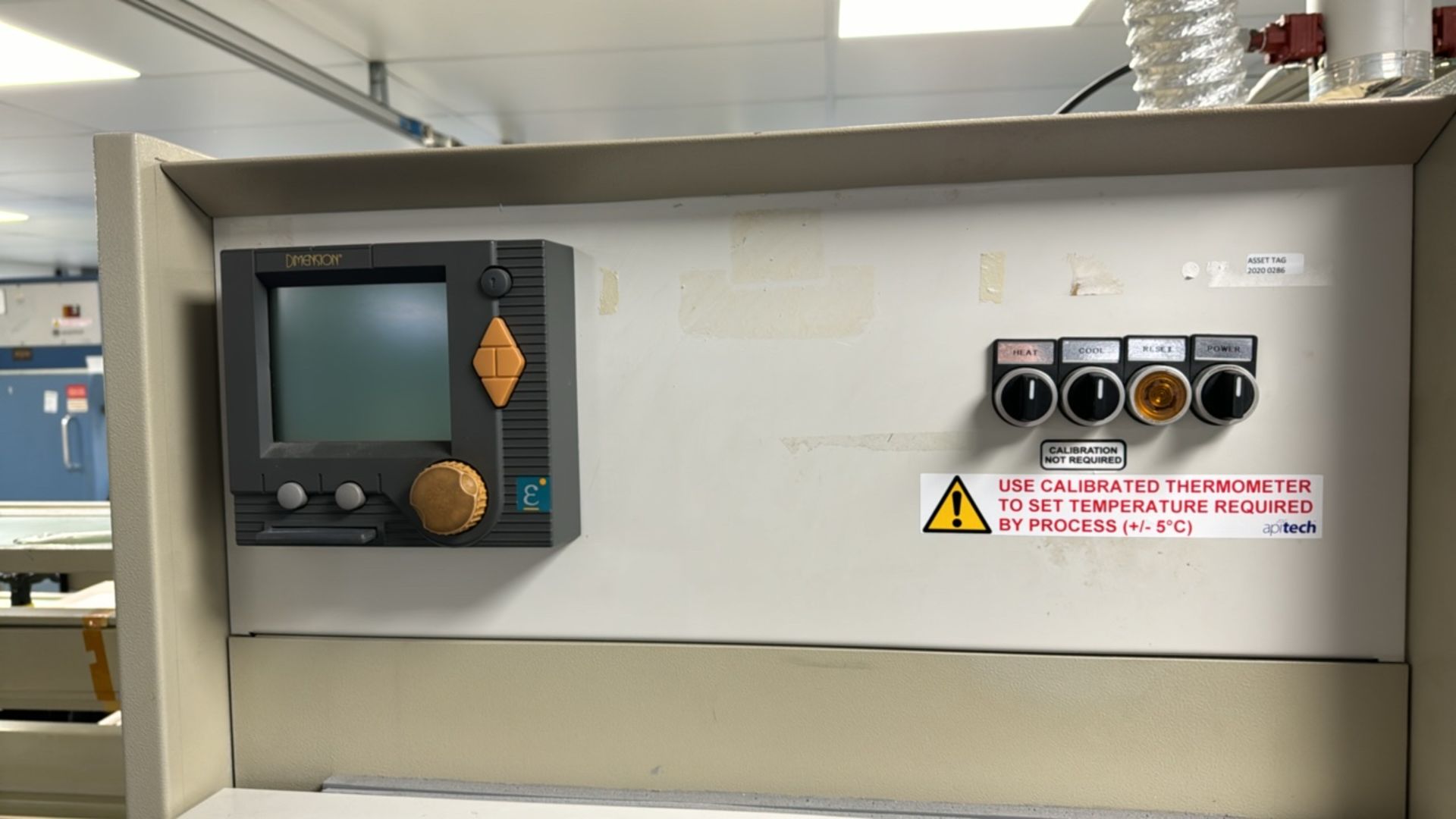 Montford Mini-Cal Bench Top Environmental Test Chamber - Image 3 of 7