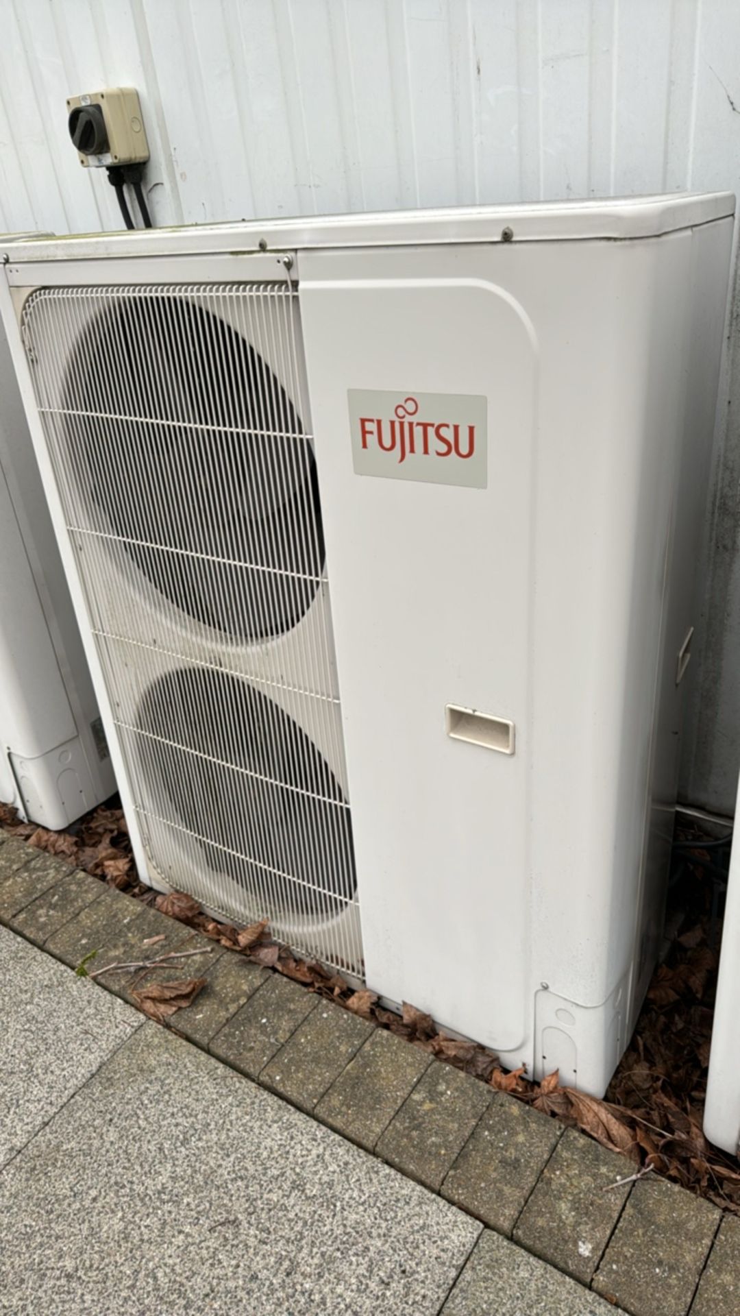 Fujitsu Air Conditoner - Image 2 of 3