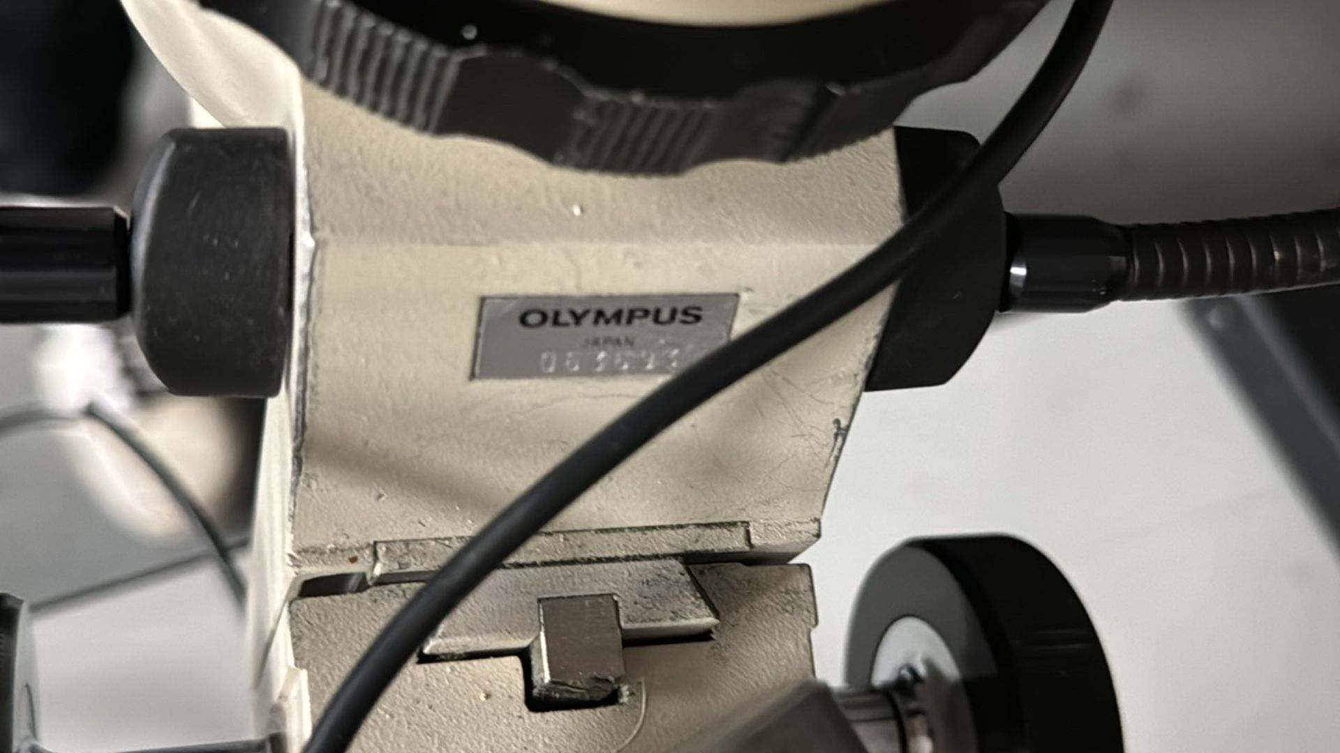 Olympus Microscope & Arm - Image 4 of 4