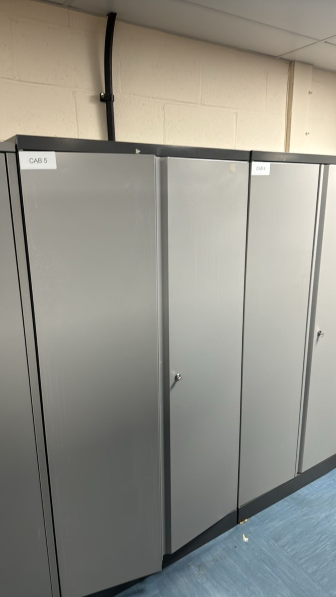 Metal Storage Cabinet x2 - Image 2 of 4