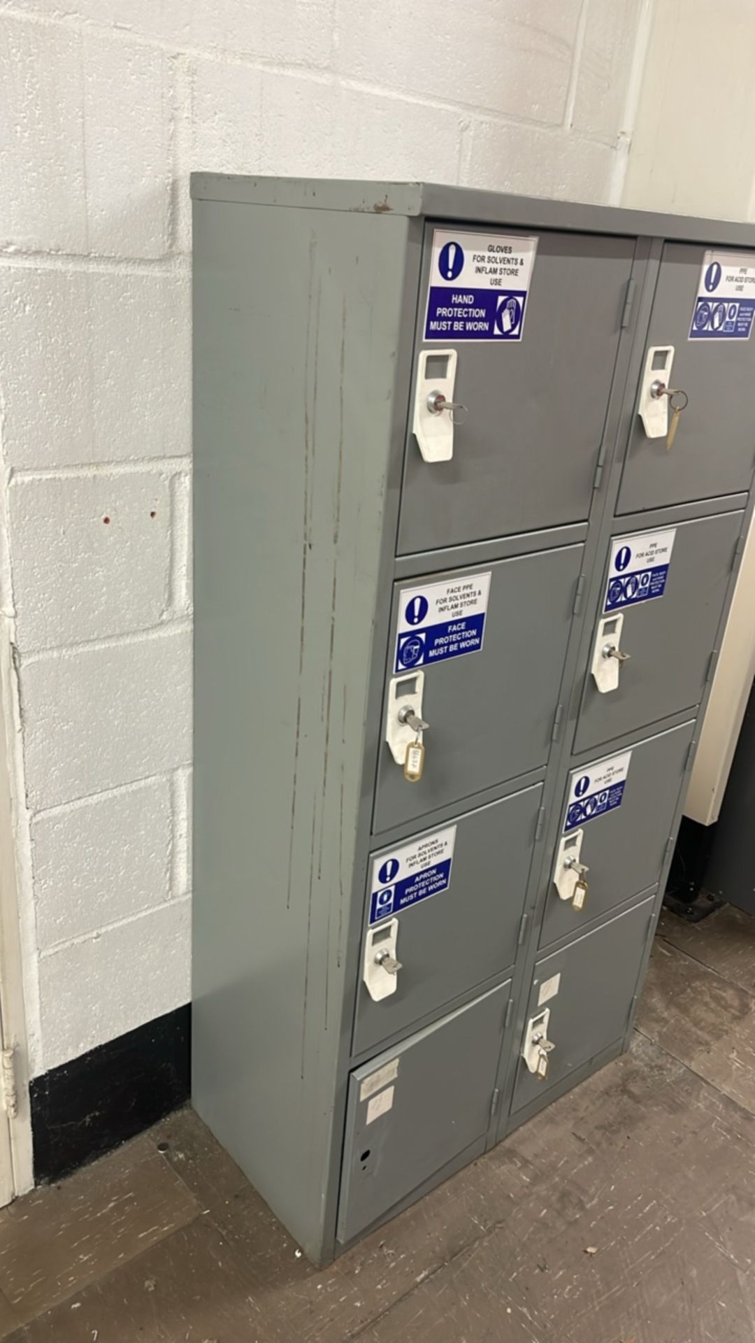 PPE Lockers - Image 3 of 4