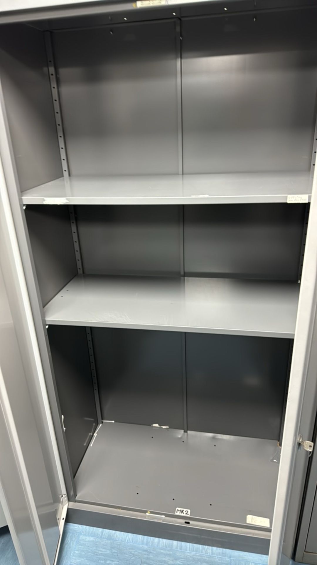 Metal Storage Cabinet x3 - Image 2 of 5