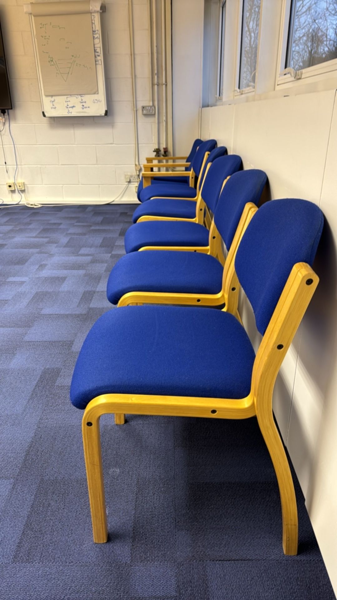 Set Of 7 Waiting Room Chairs - Image 4 of 4