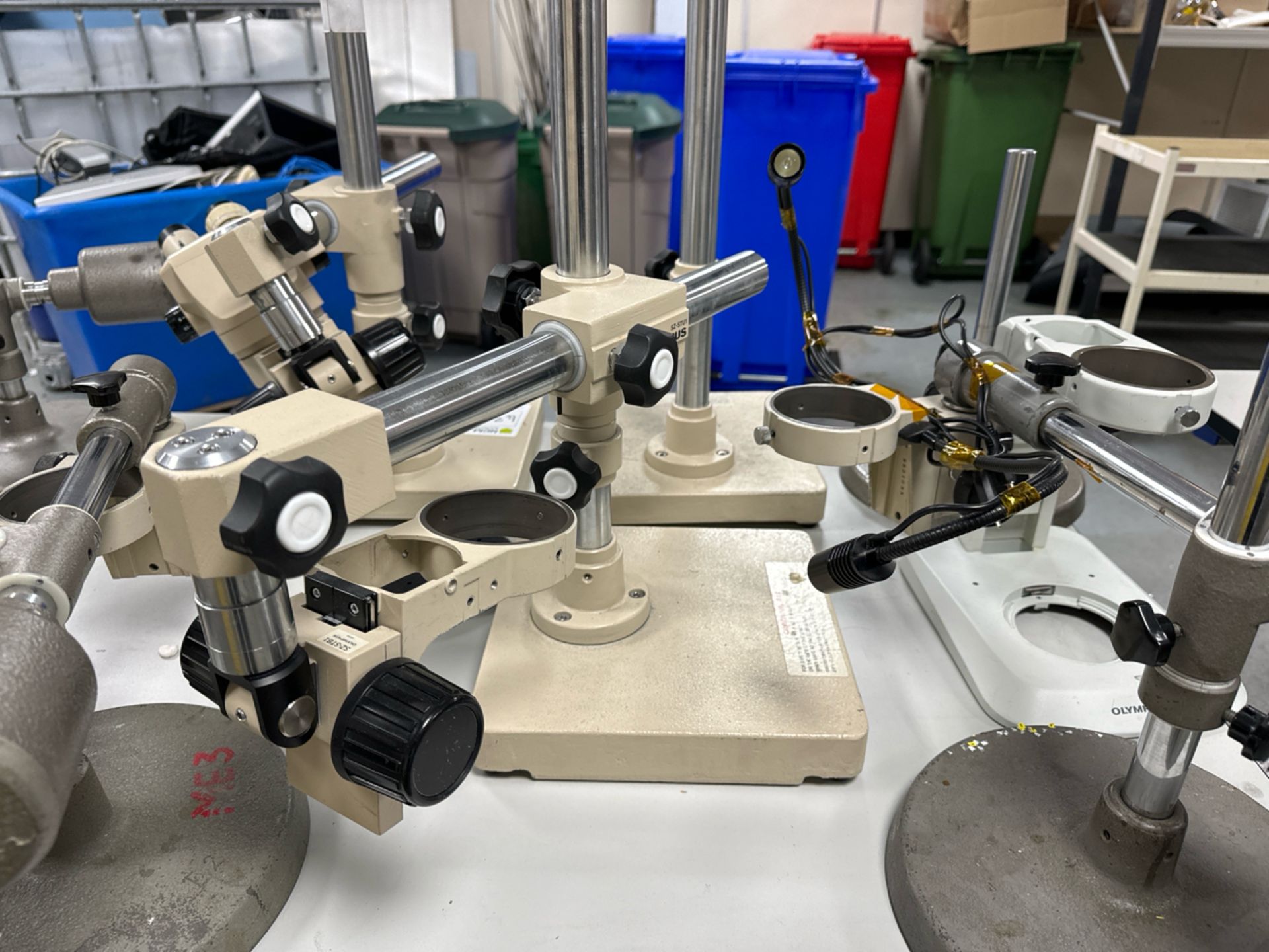 Quantity Of Microscope Arms - Bild 5 aus 6