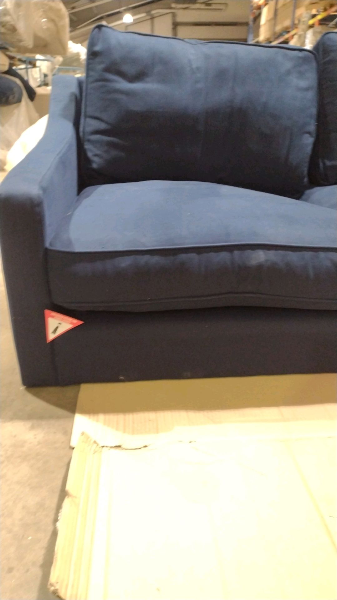 Iggy 3 Seat Sofa - Image 7 of 10