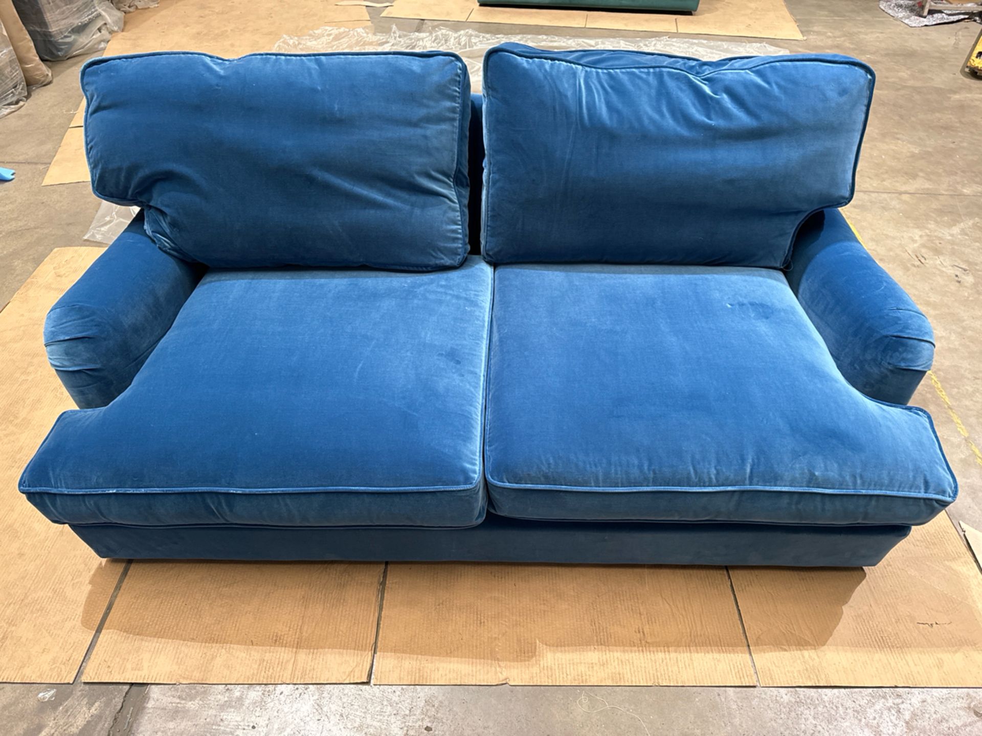 Bluebell 2.5 Seat Sofa Bed In Bahama Cotton Matt Velvet RRP - £2800 - Image 4 of 7