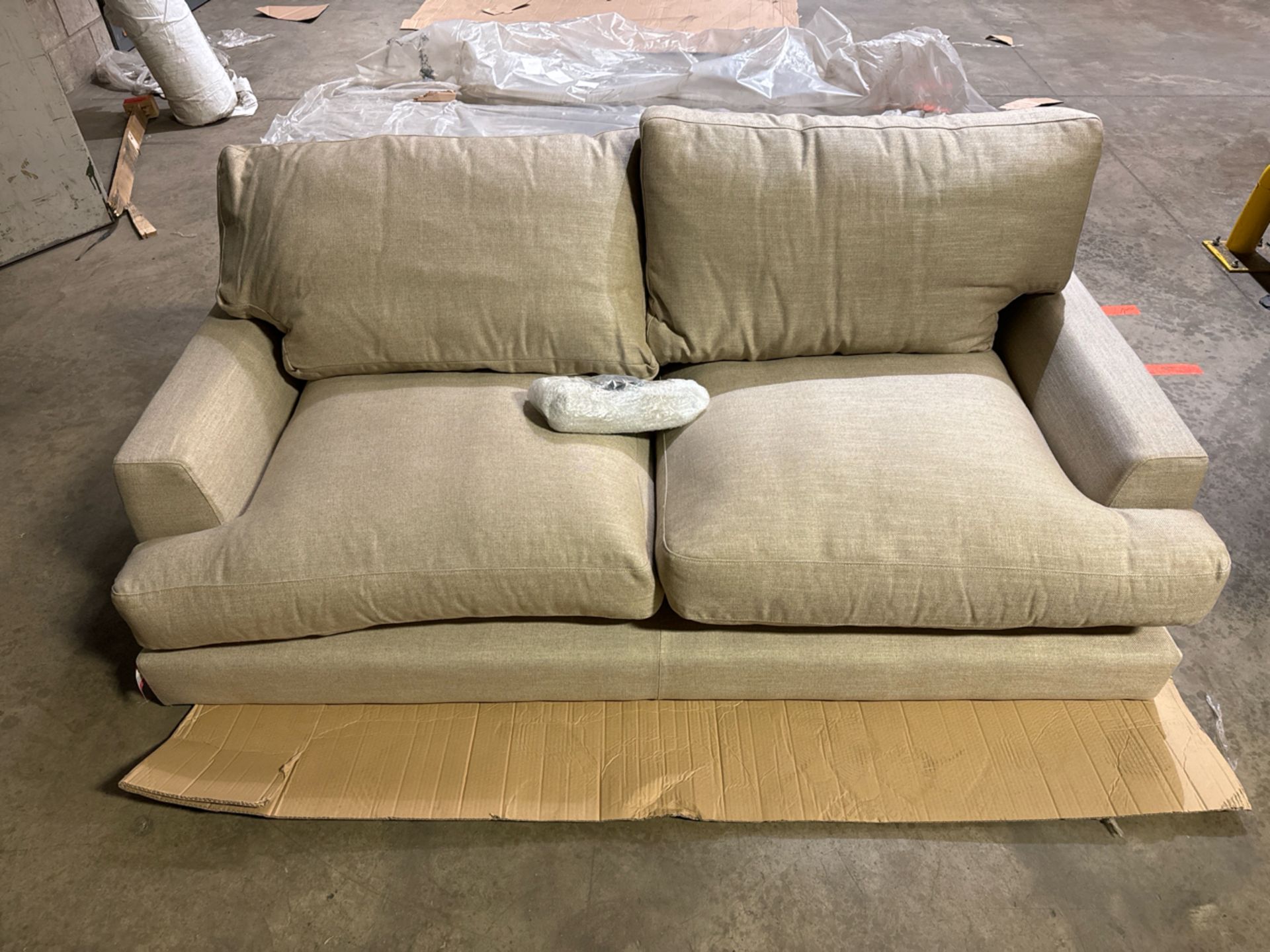 Isla 2.5 Seat Sofa - Image 3 of 6