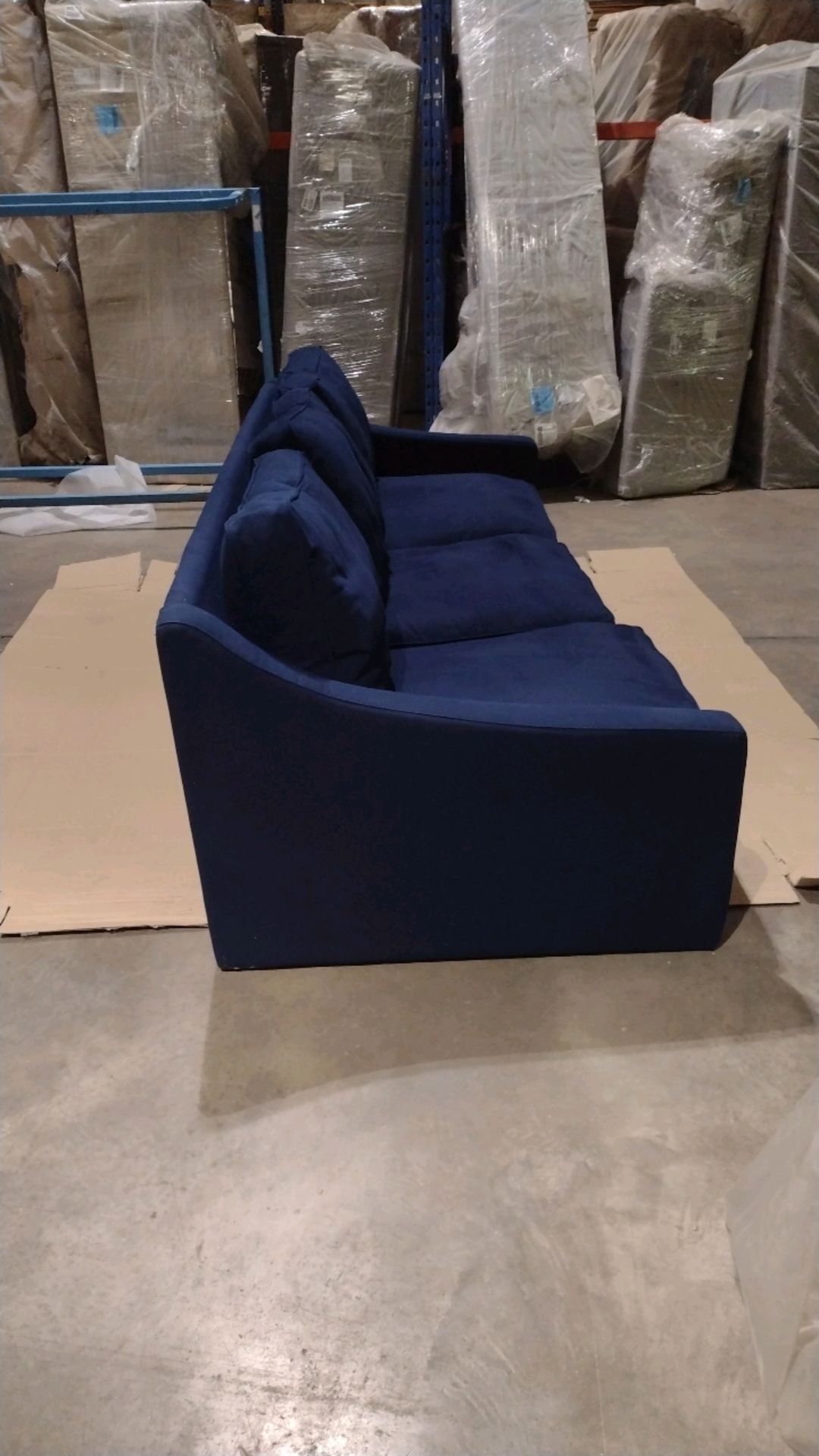 Iggy 3 Seat Sofa - Image 3 of 10