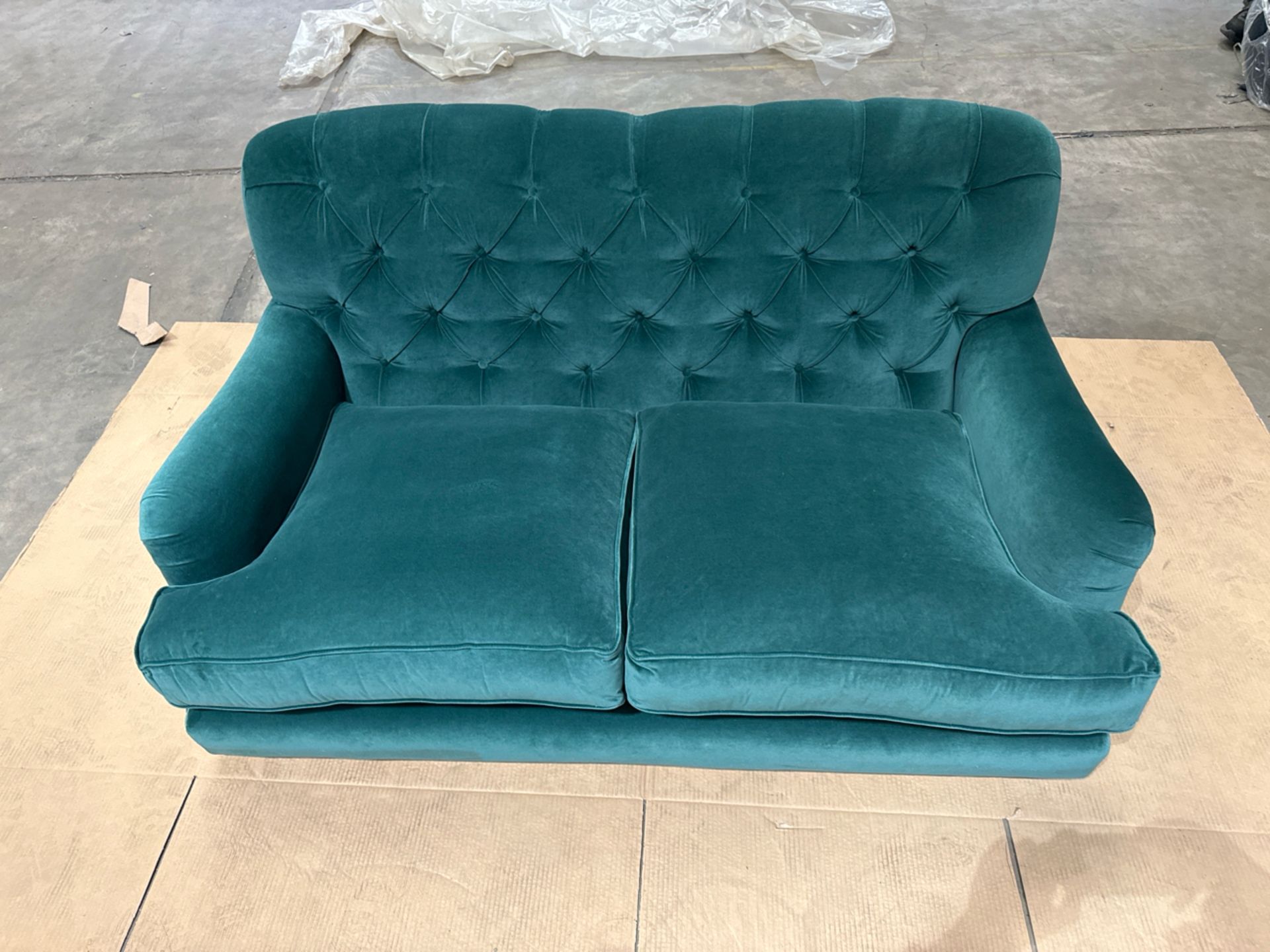 Snowdrop Button Back 2 Seat Sofa In Jade Smart Velvet RRP - £1890 - Image 3 of 6