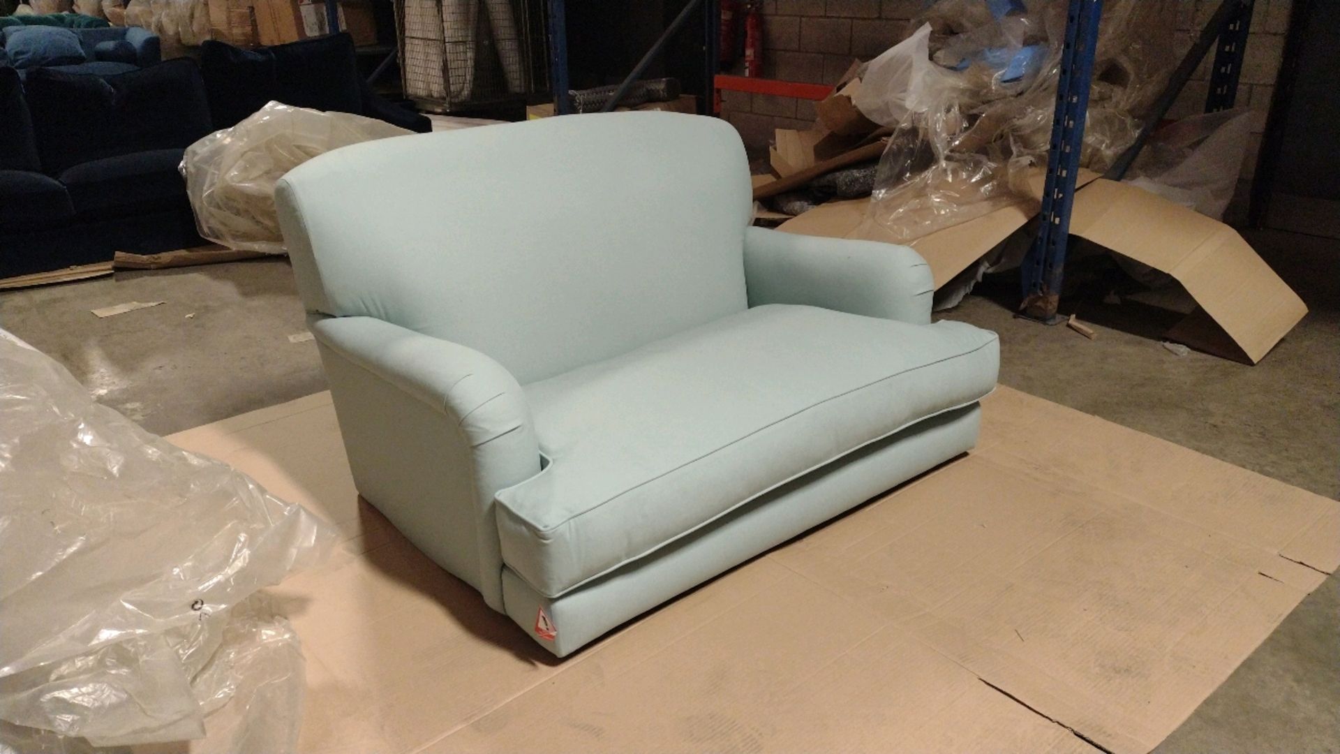 Snowdrop Loveseat