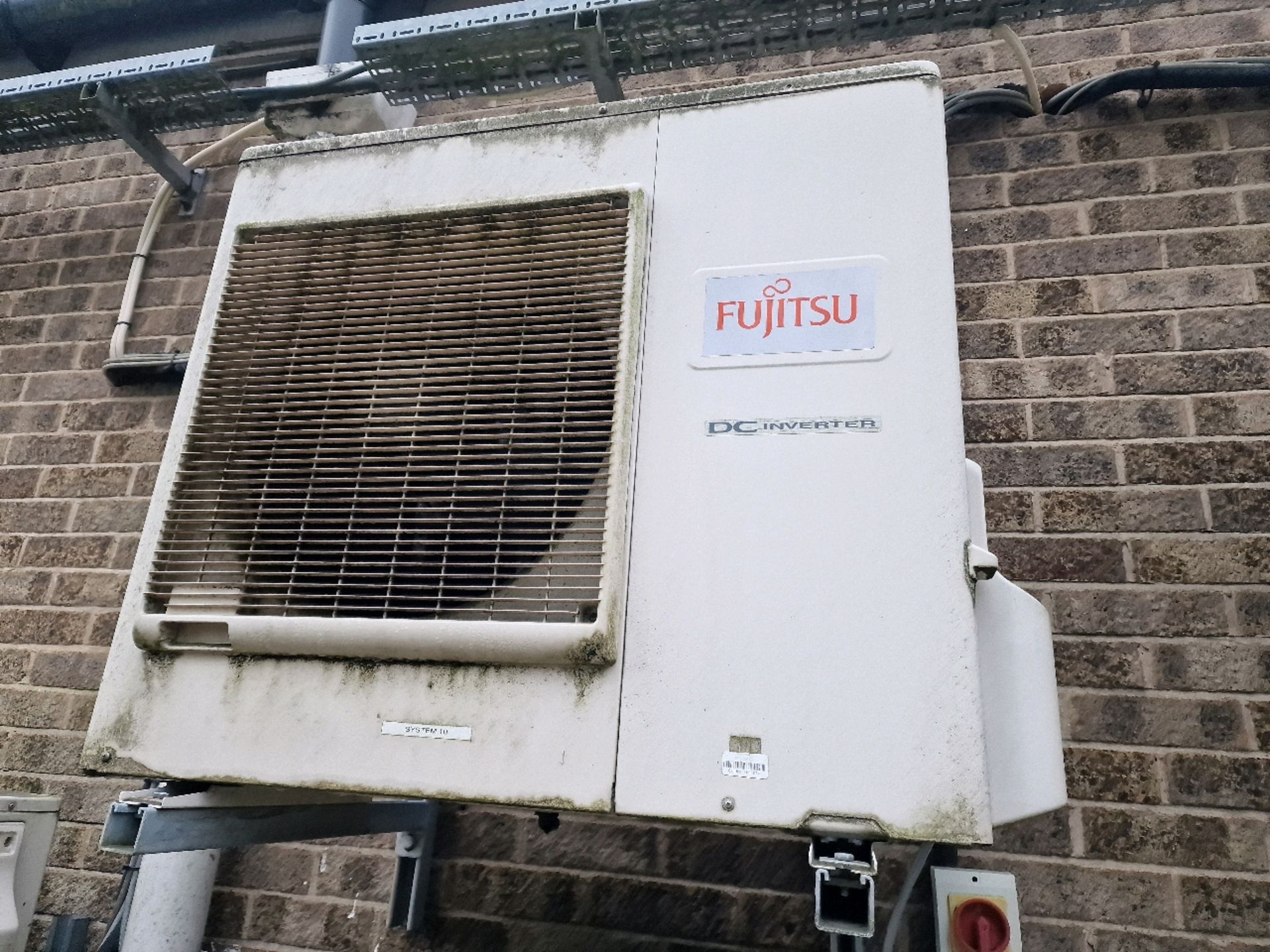 Fujitsu Outdoor Aircon Unit