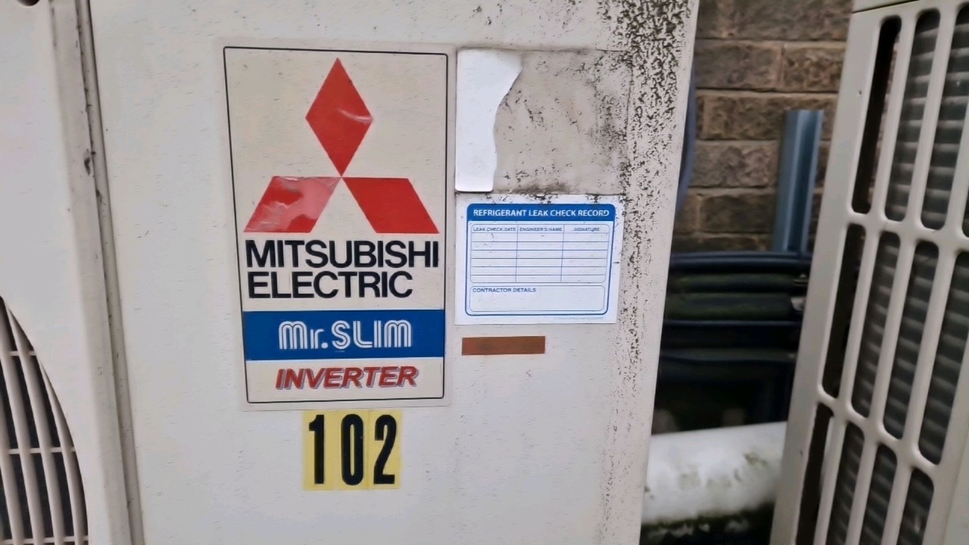 Mitsubishi Outdoor Aircon Unit - Image 2 of 3