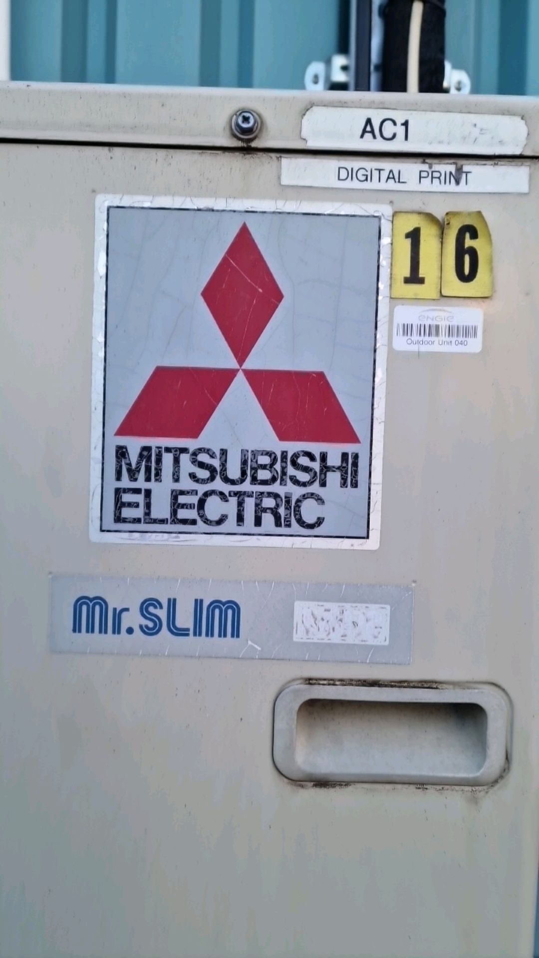 Mitsubishi Outdoor Aircon Unit - Image 2 of 3