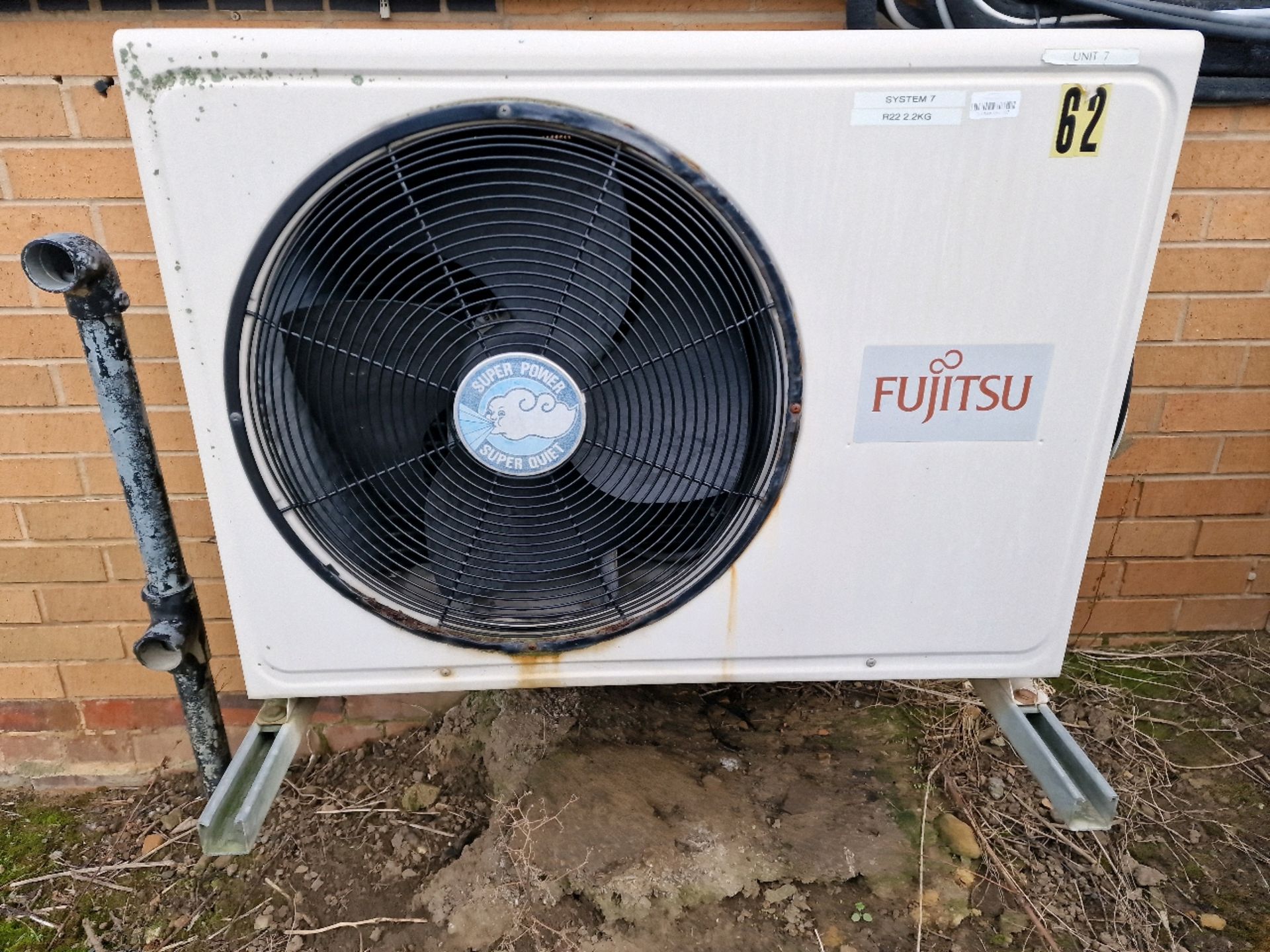 Fujitsu Outdoor Aircon Unit