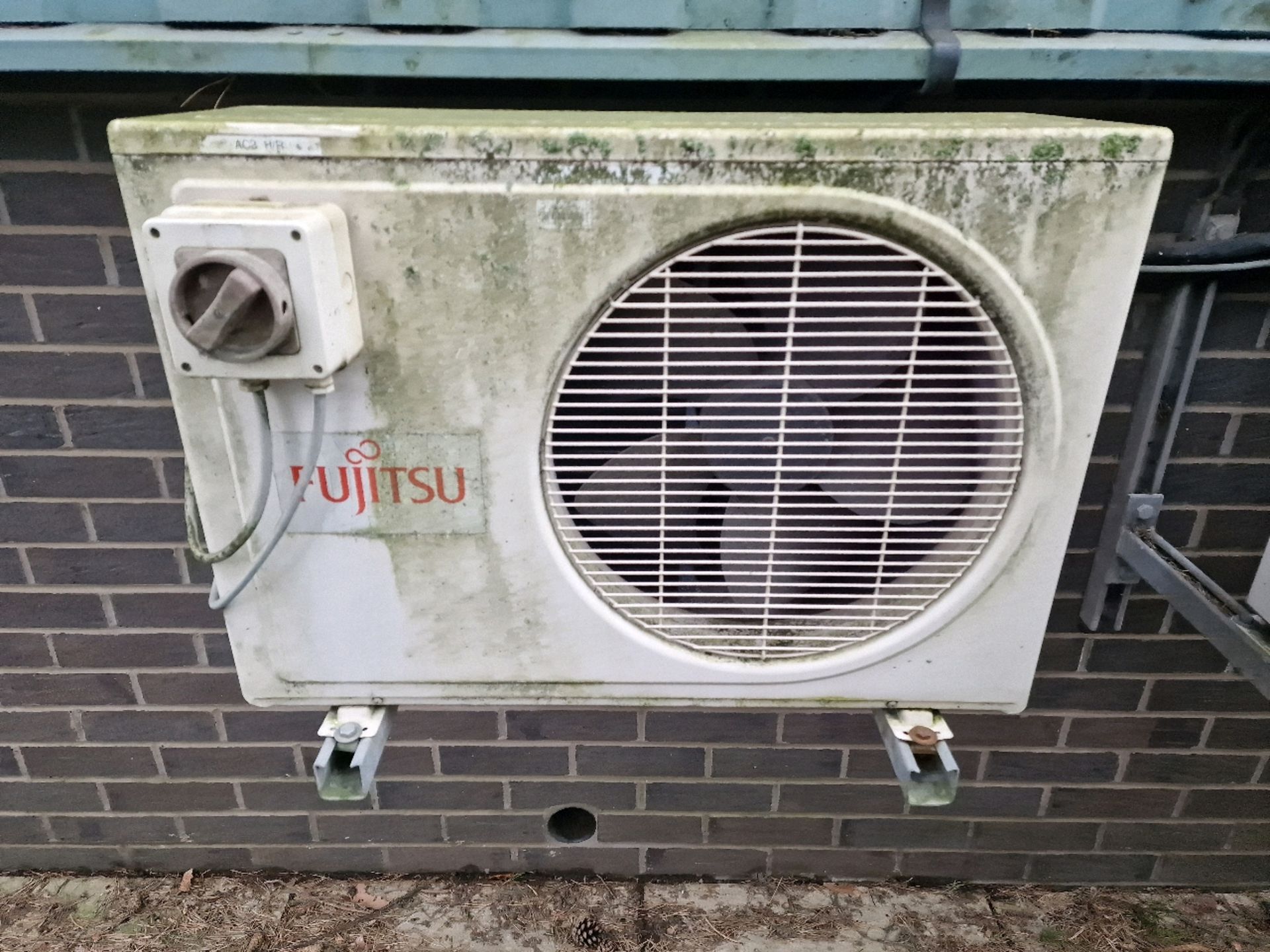 Fujitsu Outdoor Aircon Unit