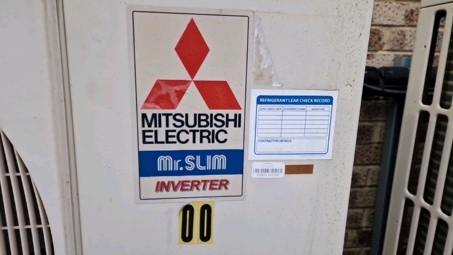 Mitsubishi Outdoor Aircon Unit - Image 2 of 3