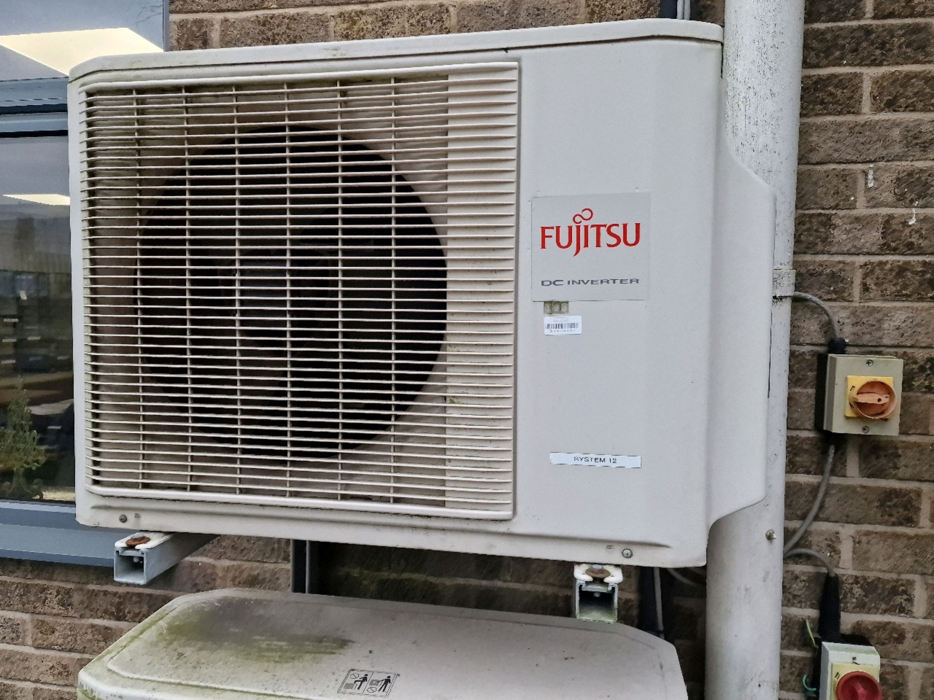 Fujitsu Outdoor Aircon Unit