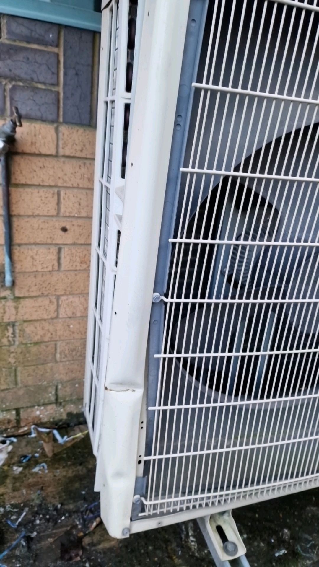 Mitsubishi Outdoor Aircon Unit - Image 2 of 4