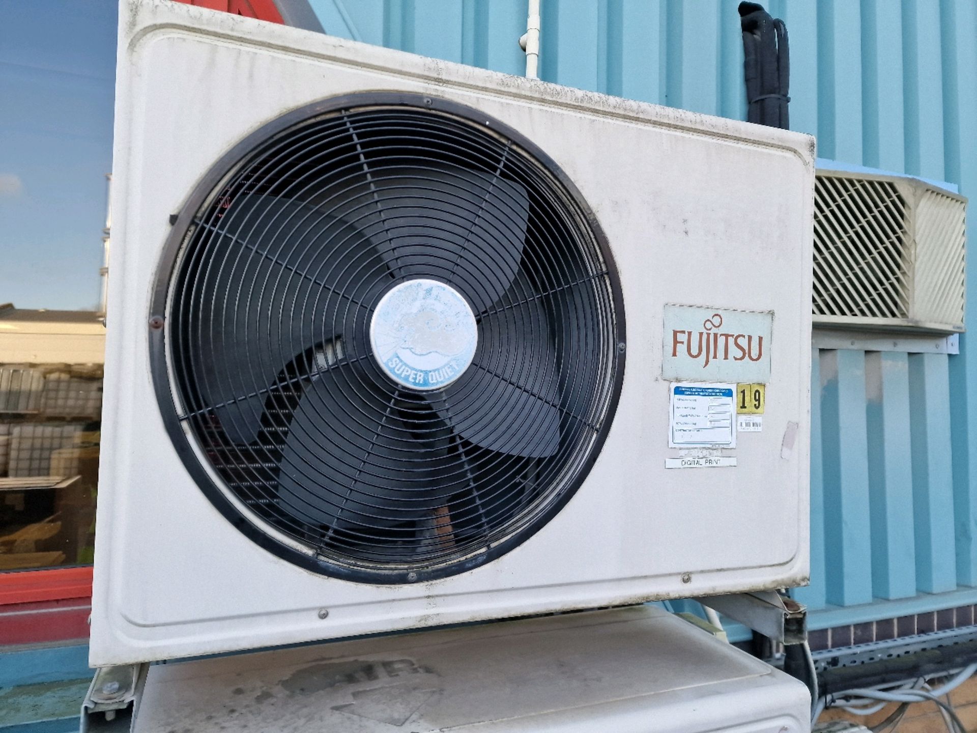 Fujitsu Outdoor Aircon Unit