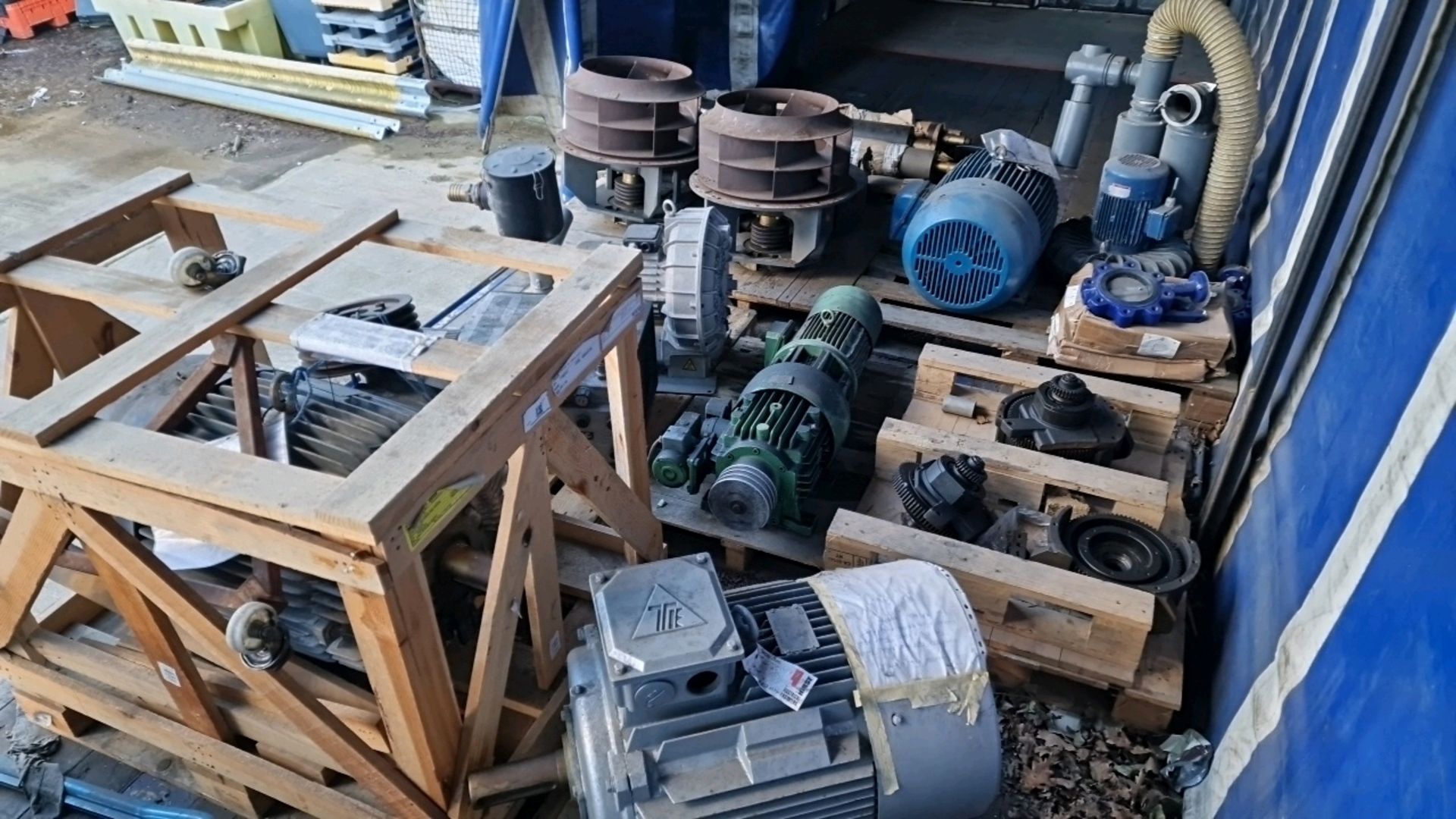 Assorted Machine Parts & Motors - Bild 29 aus 29