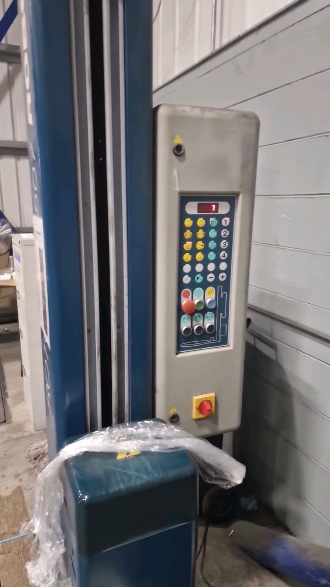 Robopac Rotoplat Pallet Wrap Machine - Image 3 of 6