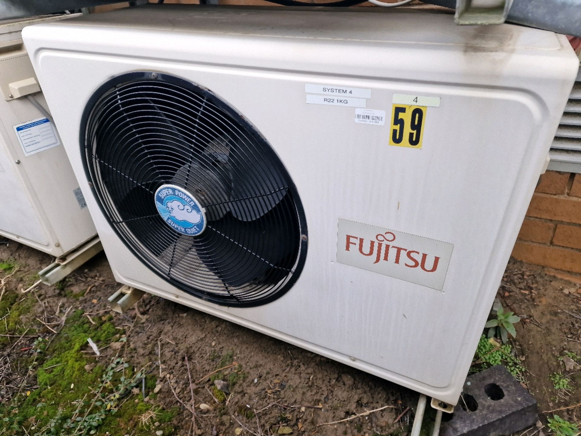 Fujitsu Outdoor Aircon Unit