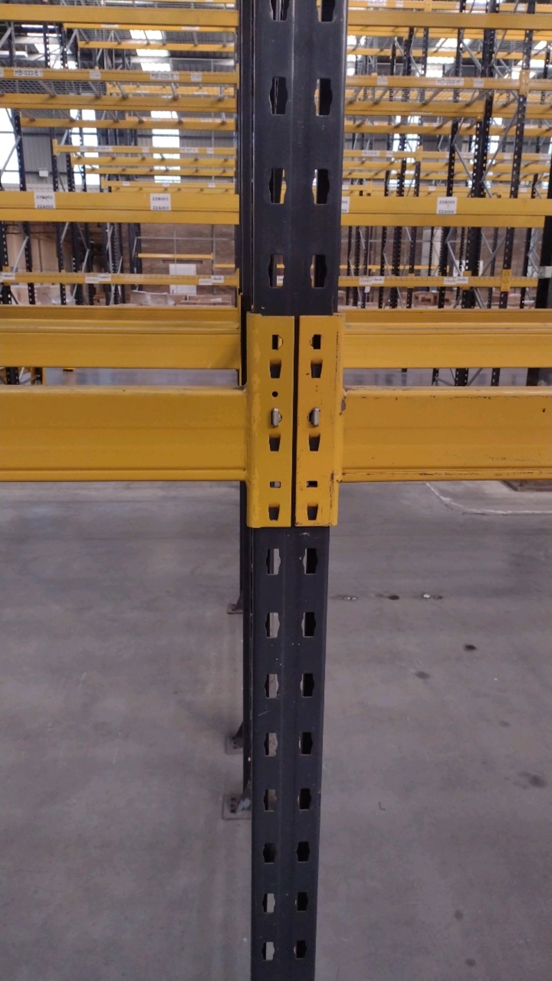 40 Bays Of Back To Back Boltless Industrial Pallet Racking - Image 3 of 10