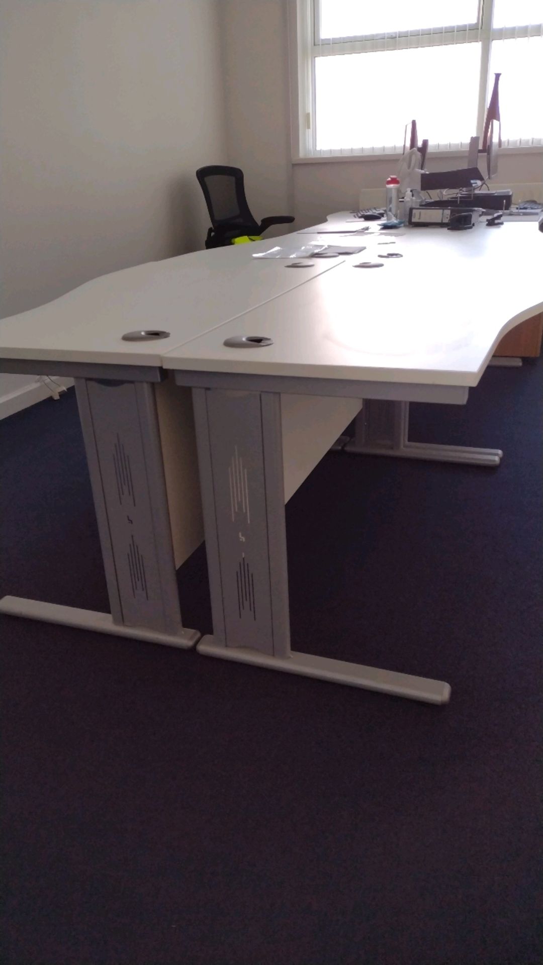 Bank Of Six Office Desks - Image 6 of 6