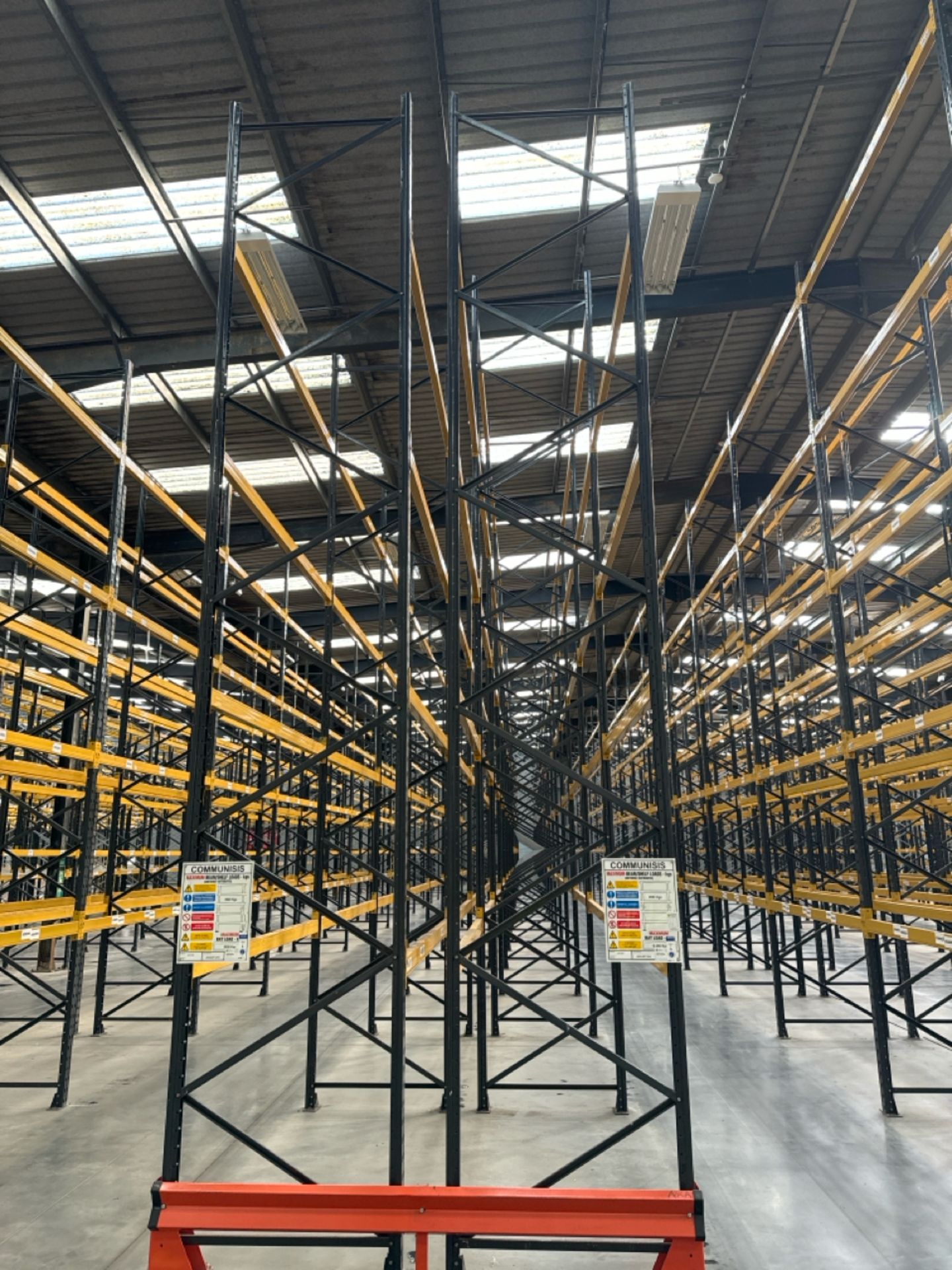 40 Bays Of Back To Back Boltless Industrial Pallet - Image 2 of 8