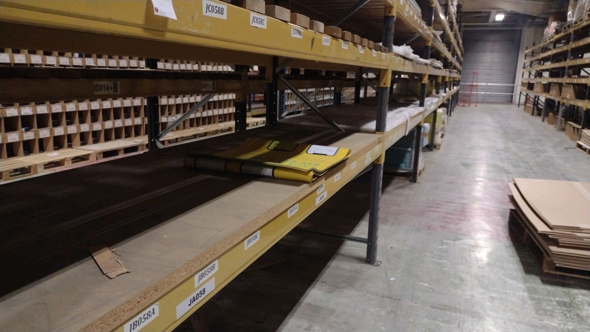 26 Bays Of Back To Back Boltless Industrial Pallet Racking - Image 5 of 14
