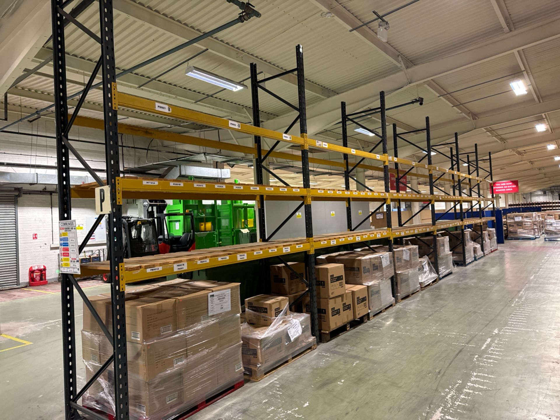 6 Bays Of Boltless Industrial Pallet Racking