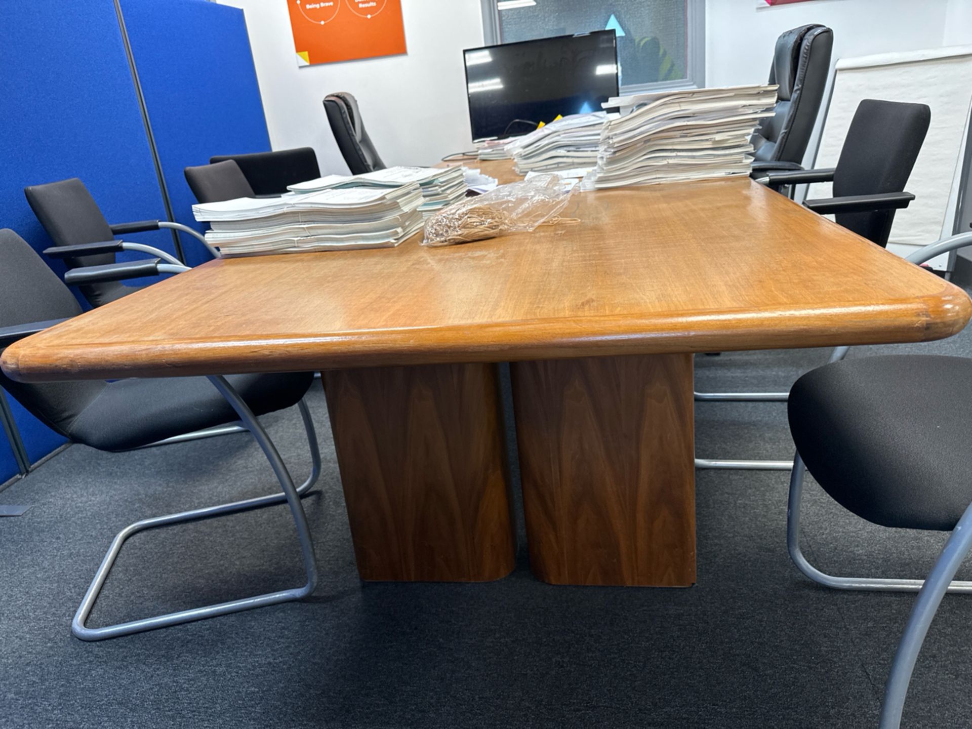 Wood Boardroom Table & Black Chairs x6 - Image 3 of 9