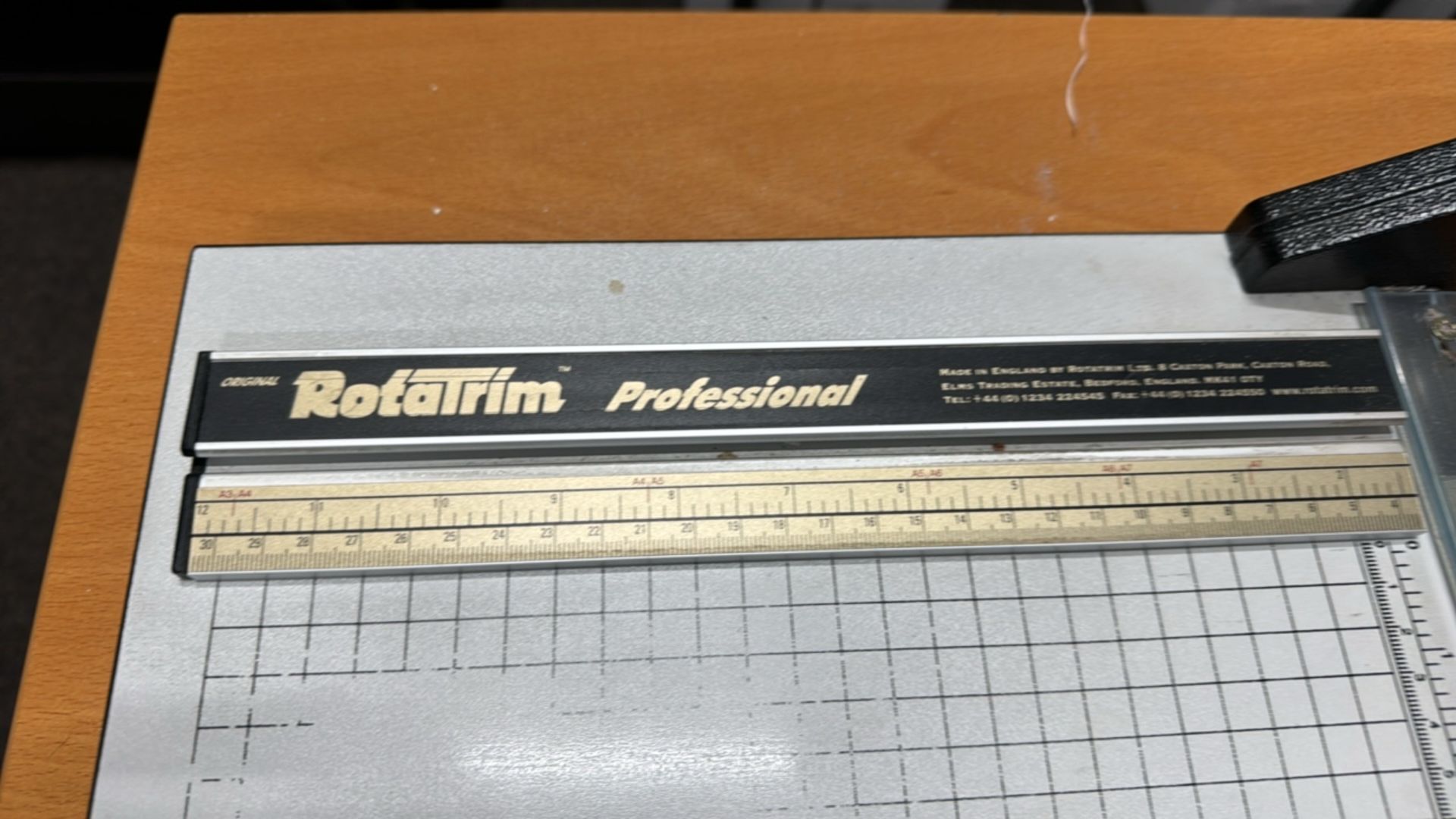 RotaTrim Profession M36 Rotary Paper Trimmer - Image 8 of 8