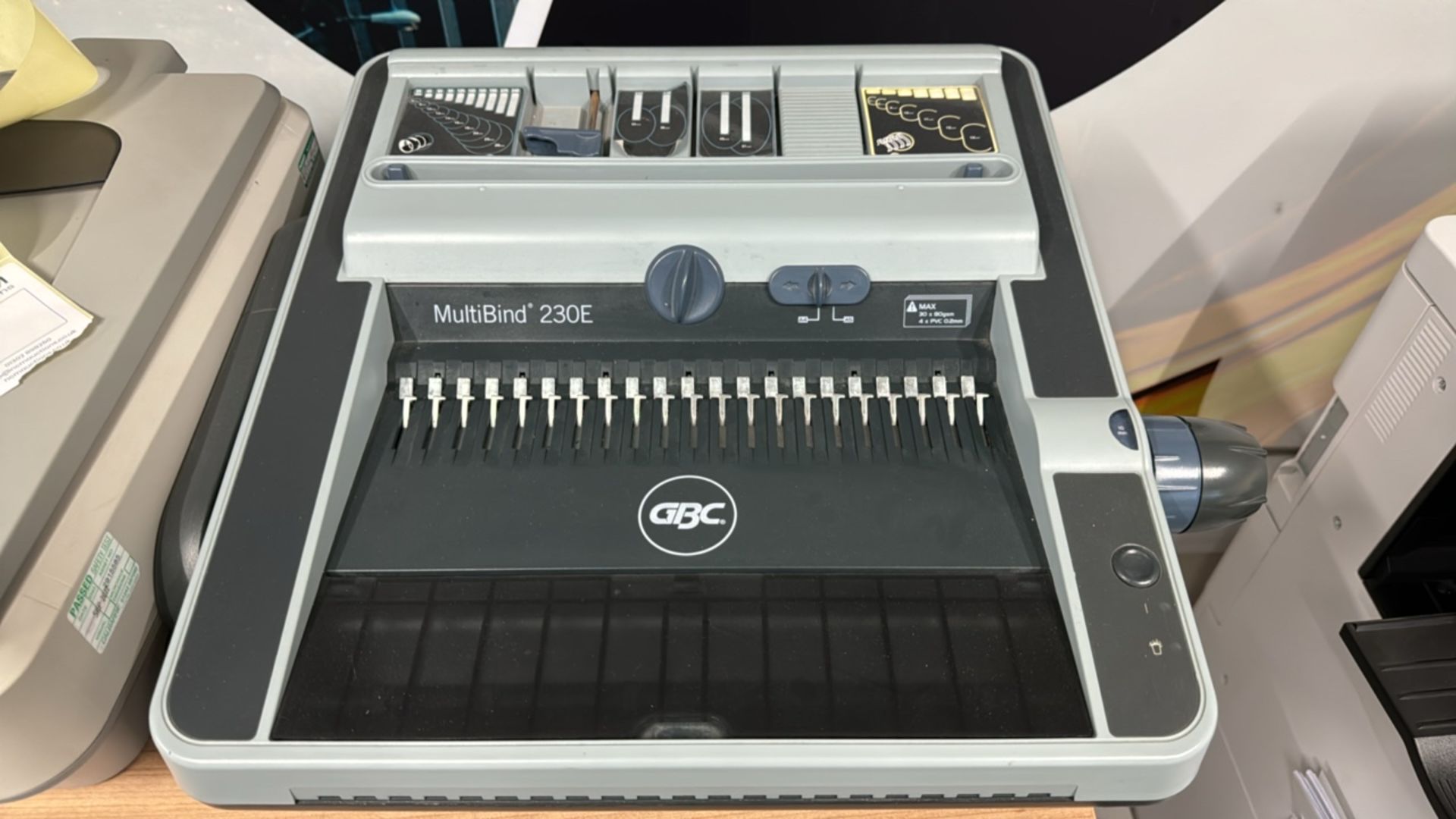 GBC Multibind 230E Electric Comb & Wire Binding Machine - Image 2 of 5